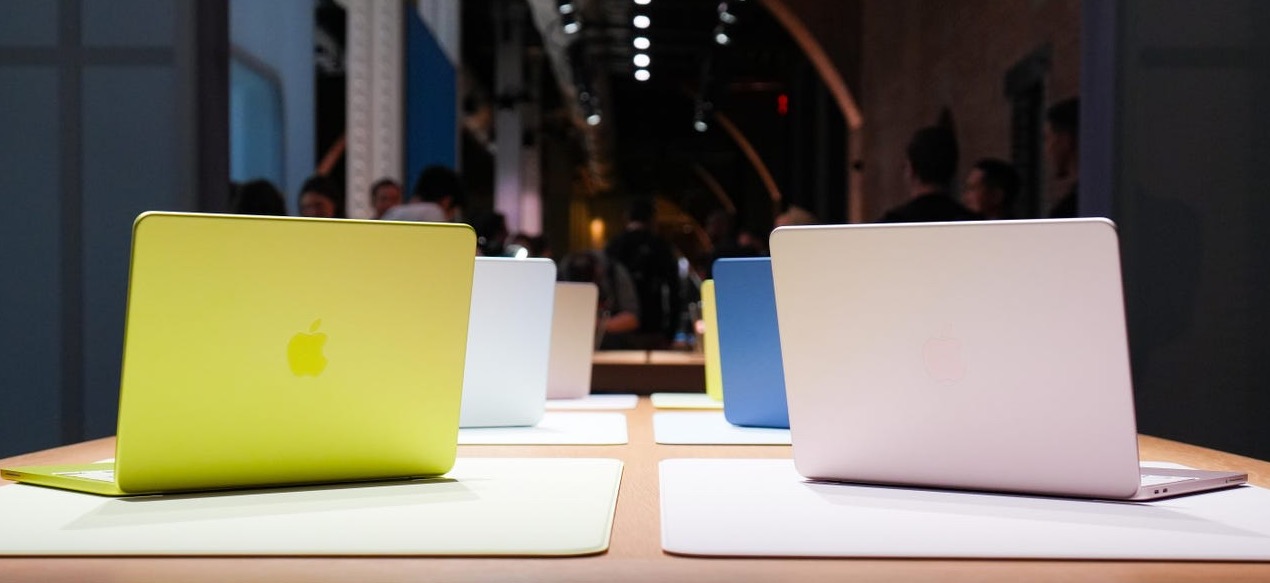 Microsoft l&agrave;m điều tệ nhất ngay thời điểm xấu nhất, đứng nh&igrave;n Apple d&ugrave;ng... r&aacute;c để định đoạt cuộc chơi - Ảnh 7.