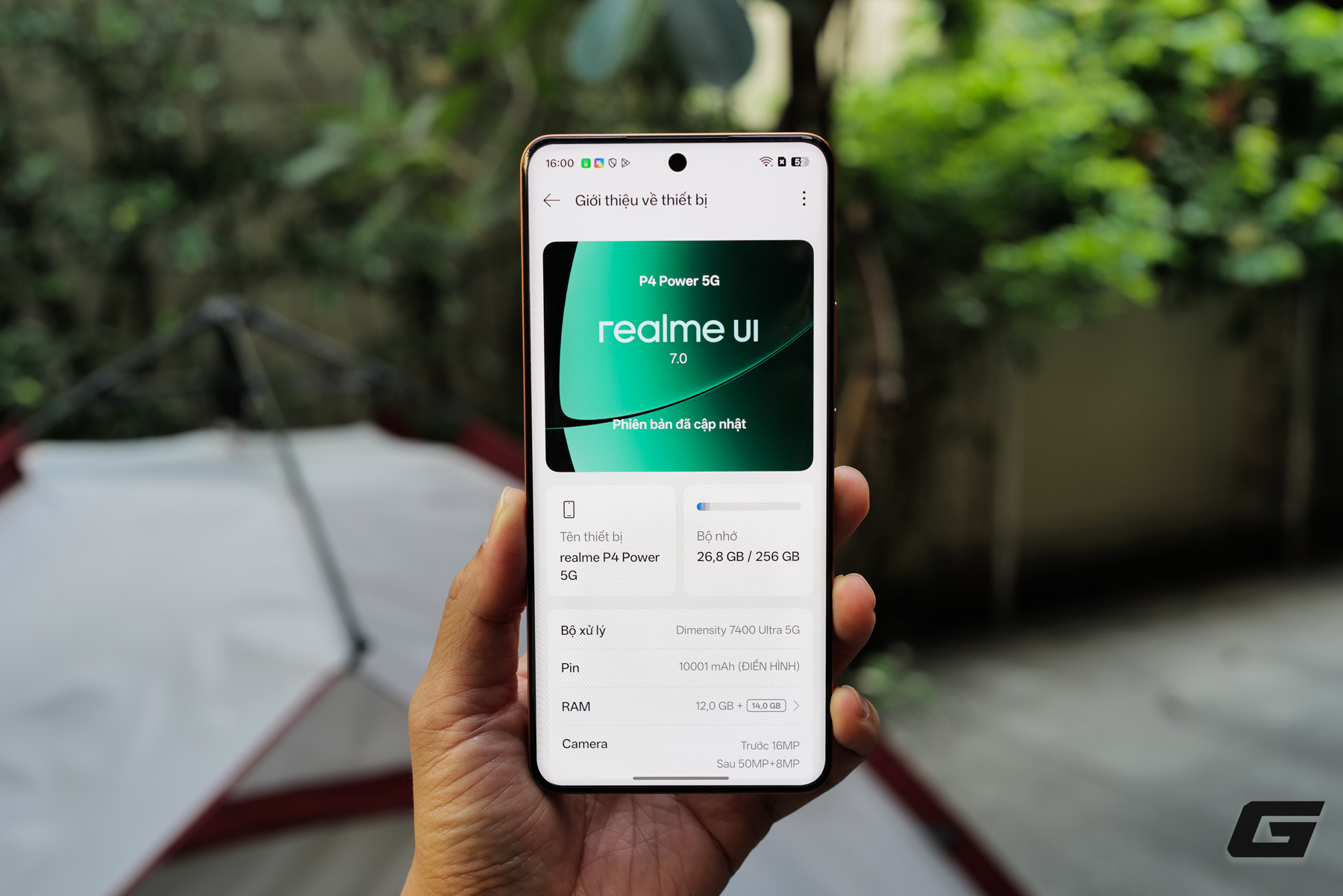 Đ&acirc;y l&agrave; vi&ecirc;n pin sạc dự ph&ograve;ng 10.001 mAh nhưng c&oacute; mọi t&iacute;nh năng của một chiếc điện thoại, bao gồm cả việc chụp ảnh cho bạn- Ảnh 6.