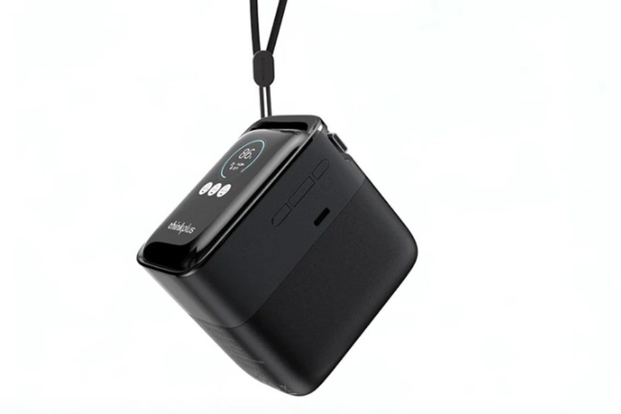 Lenovo ra pin dự ph&ograve;ng t&iacute;ch hợp c&aacute;p, đủ mạnh sạc laptop lẫn điện thoại - Ảnh 1.