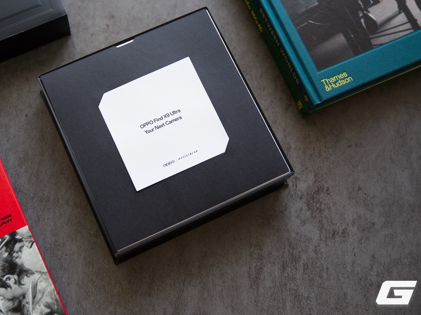 Mở hộp OPPO Find X9 Ultra bằng máy ảnh Hasselblad - Ảnh 1.