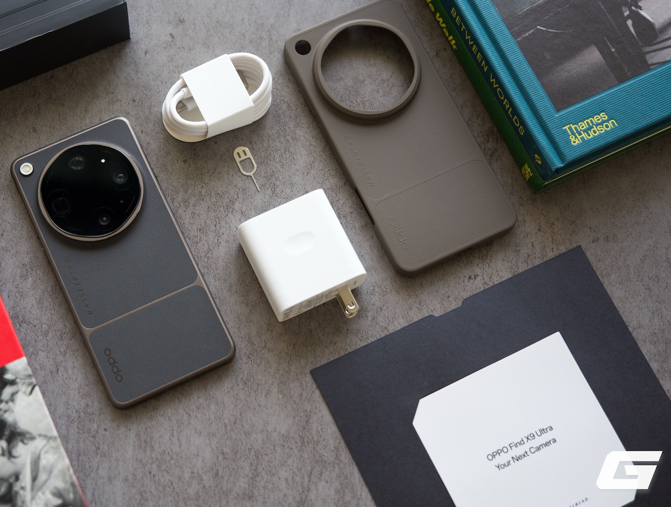 Mở hộp OPPO Find X9 Ultra bằng m&aacute;y ảnh Hasselblad - Ảnh 3.