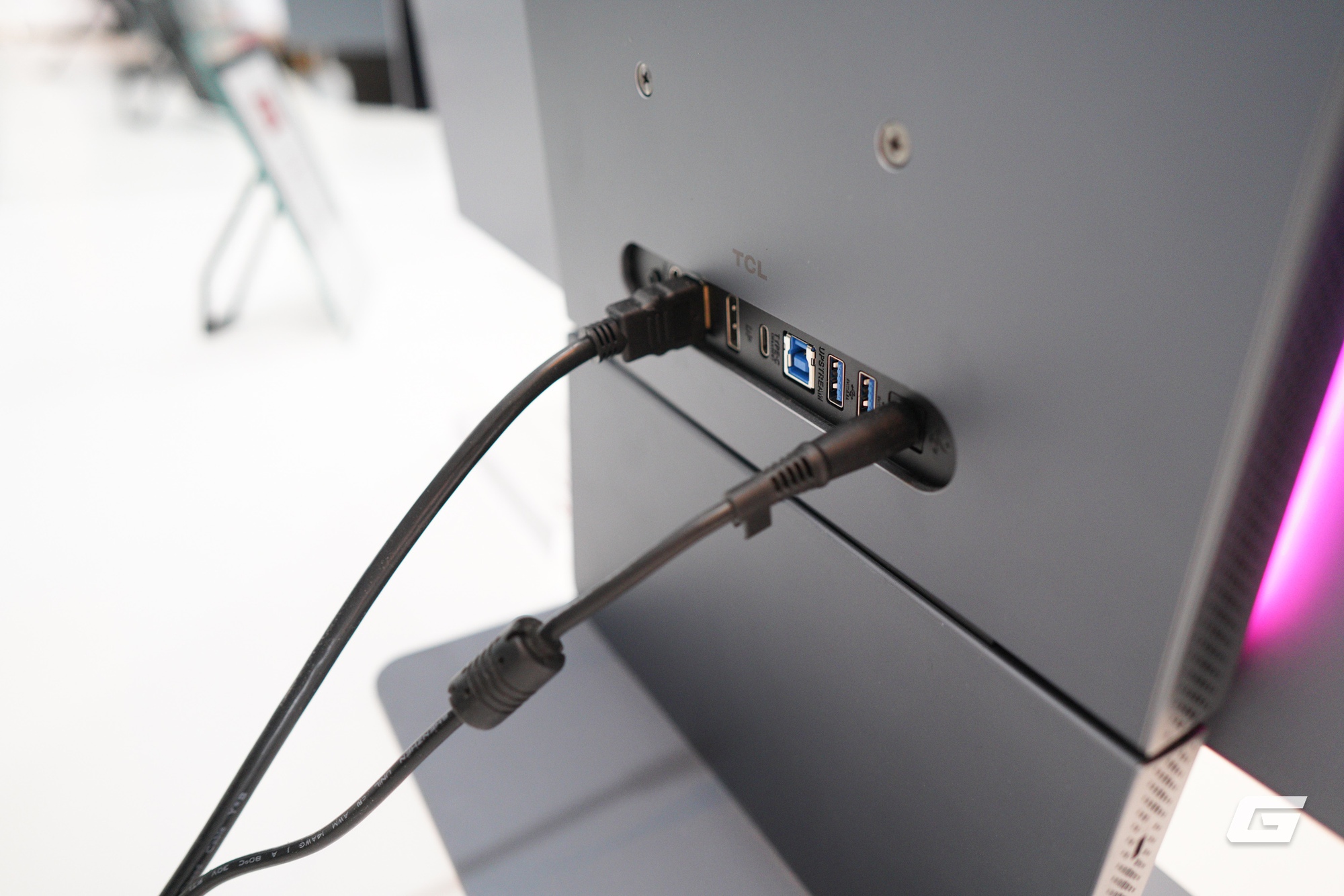  "Con quái vật" với công nghệ OLED+, 4K 240Hz và tích hợp loa Bang & Olufsen - Ảnh 12.