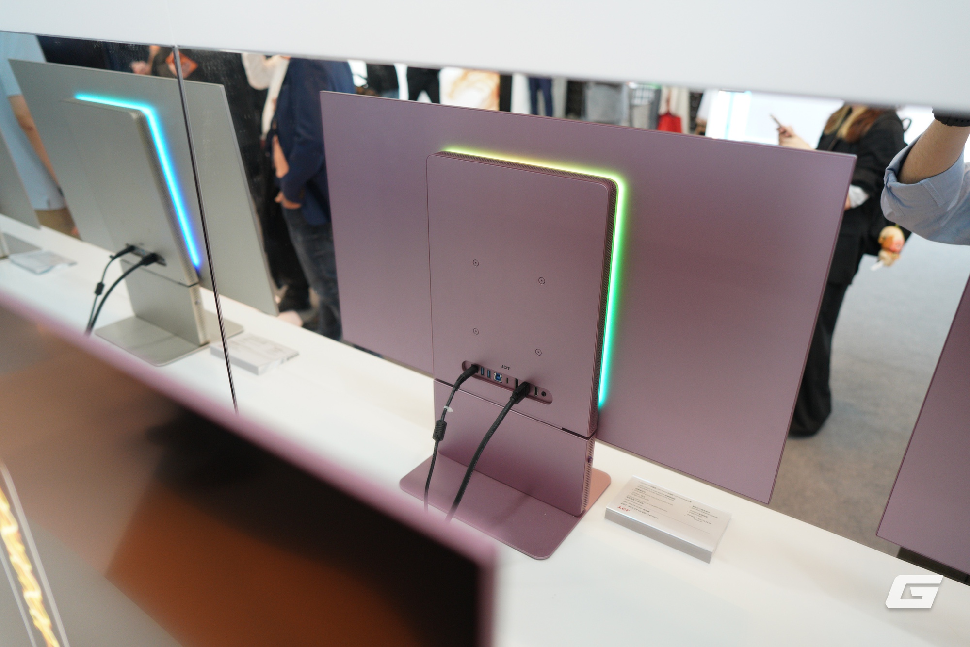  "Con quái vật" với công nghệ OLED+, 4K 240Hz và tích hợp loa Bang & Olufsen - Ảnh 6.