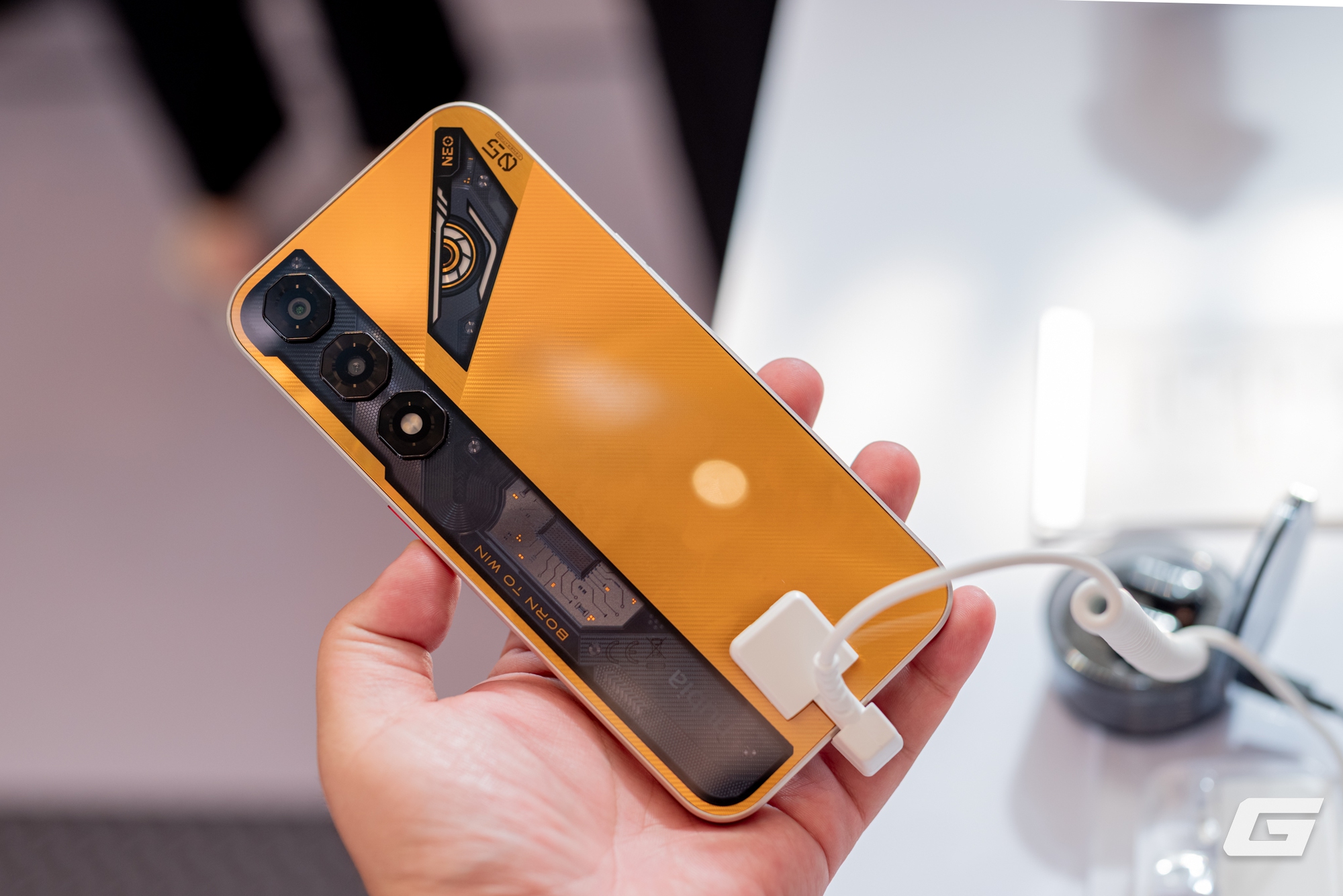 Nubia Neo 5 Series ch&iacute;nh thức ra mắt: Smartphone gaming c&oacute; quạt tản nhiệt, m&agrave;n h&igrave;nh 144Hz, gi&aacute; từ 7 triệu đồng- Ảnh 1.