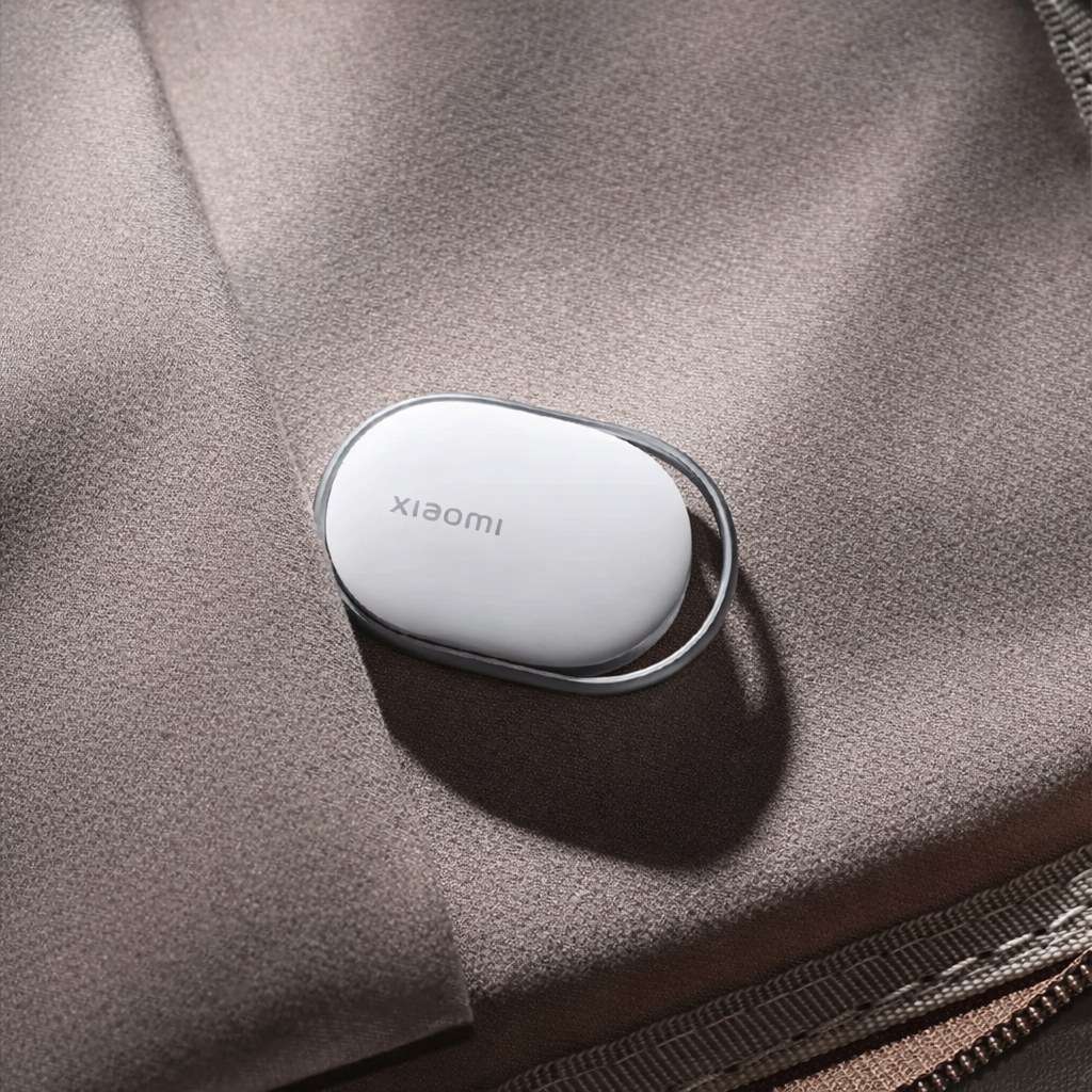 Cầm 500.000đ chốt đơn đủ đồ c&ocirc;ng nghệ: Tai nghe, loa, tag định vị, củ sạc... gi&aacute; hời - Ảnh 4.