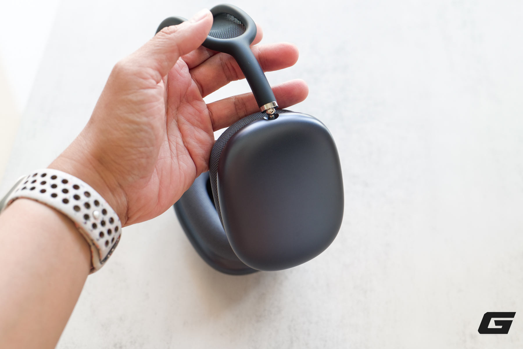 Tr&ecirc;n tay nhanh AirPods Max 2: Tai nghe cao cấp nhất của Apple c&oacute; g&igrave; mới ngo&agrave;i thiết kế quen thuộc?- Ảnh 12.