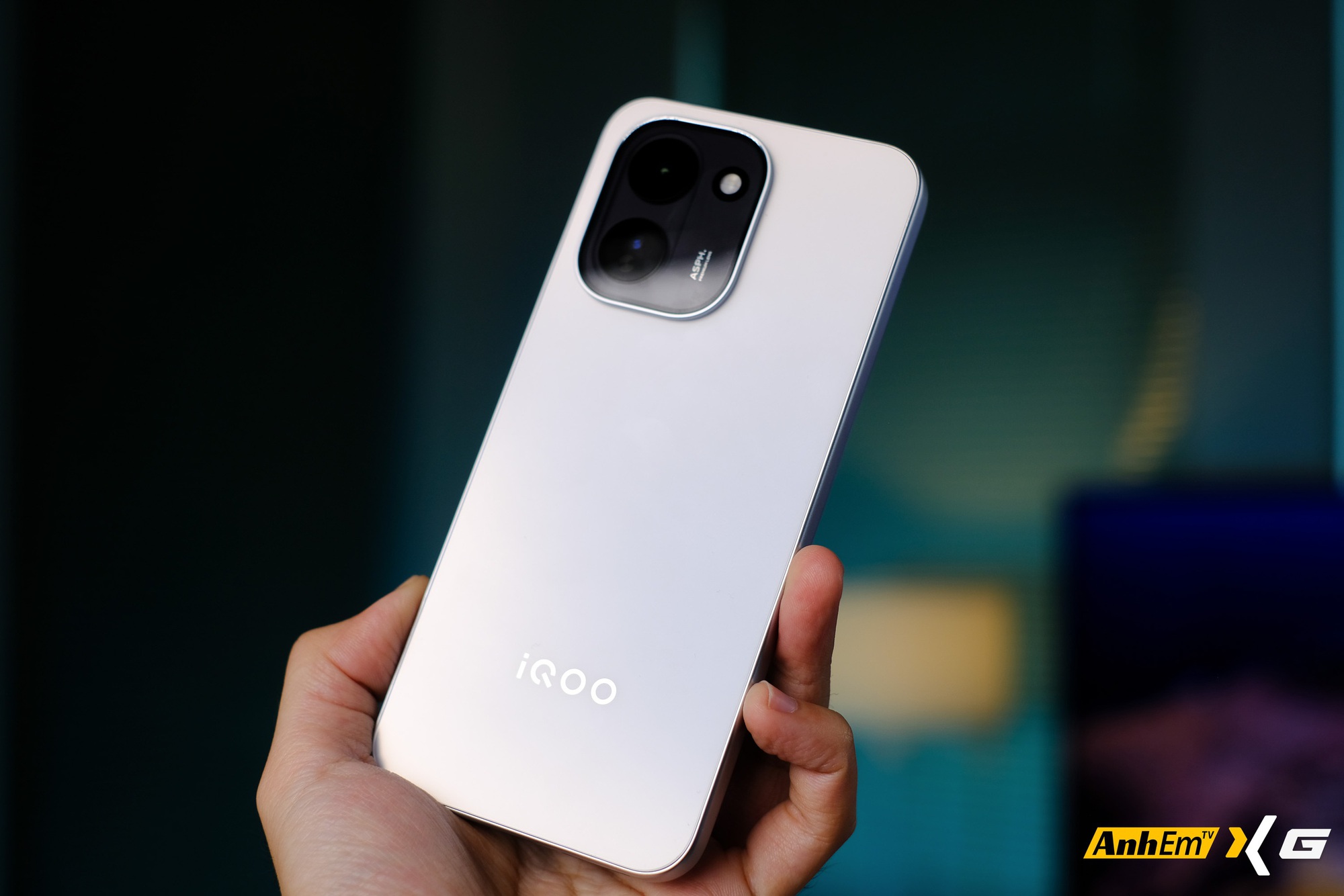 Smartphone n&agrave;y gi&aacute; hơn 7 triệu m&agrave; sở hữu pin 9.000mAh - Ảnh 4.