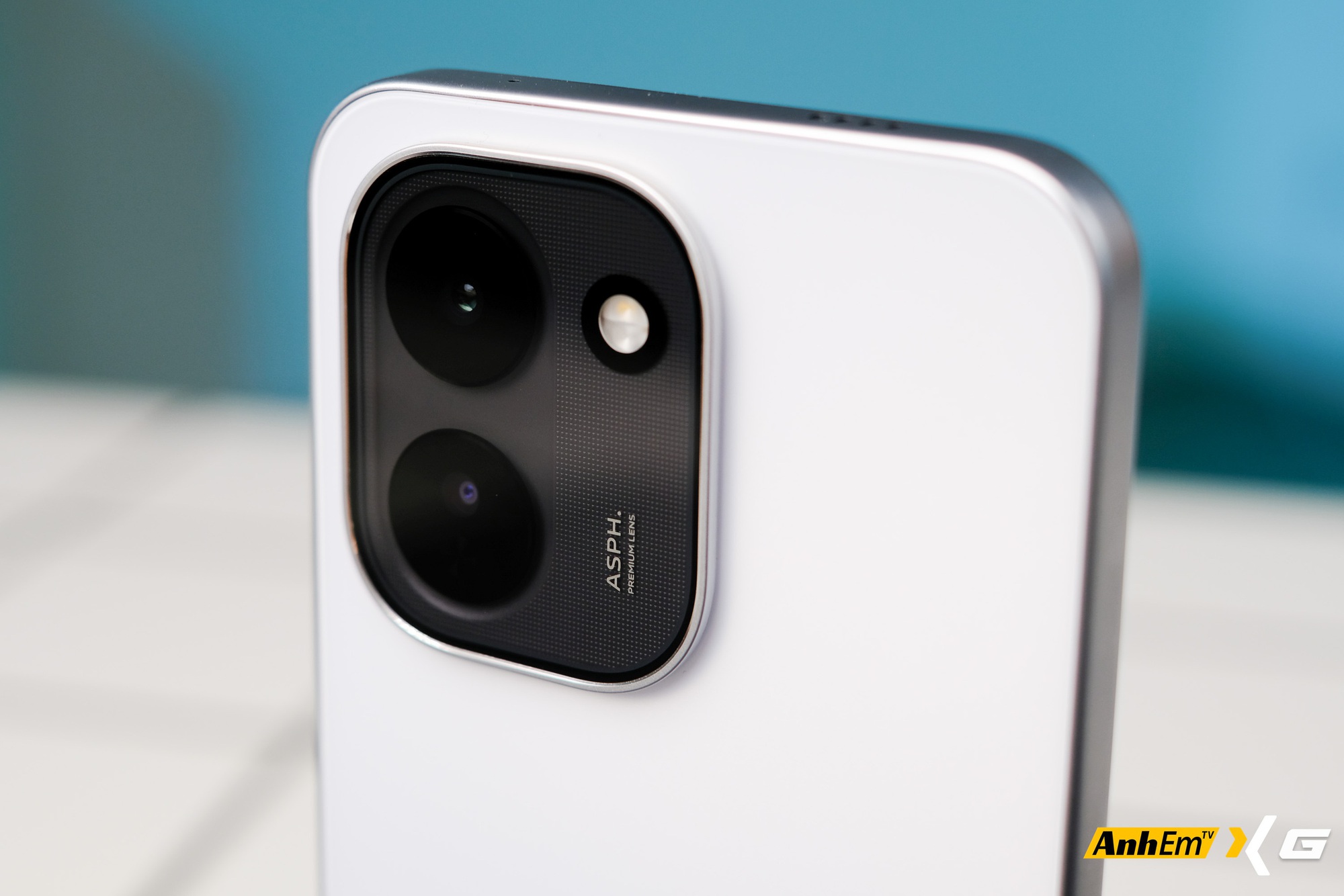 Smartphone n&agrave;y gi&aacute; hơn 7 triệu m&agrave; sở hữu pin 9.000mAh - Ảnh 17.