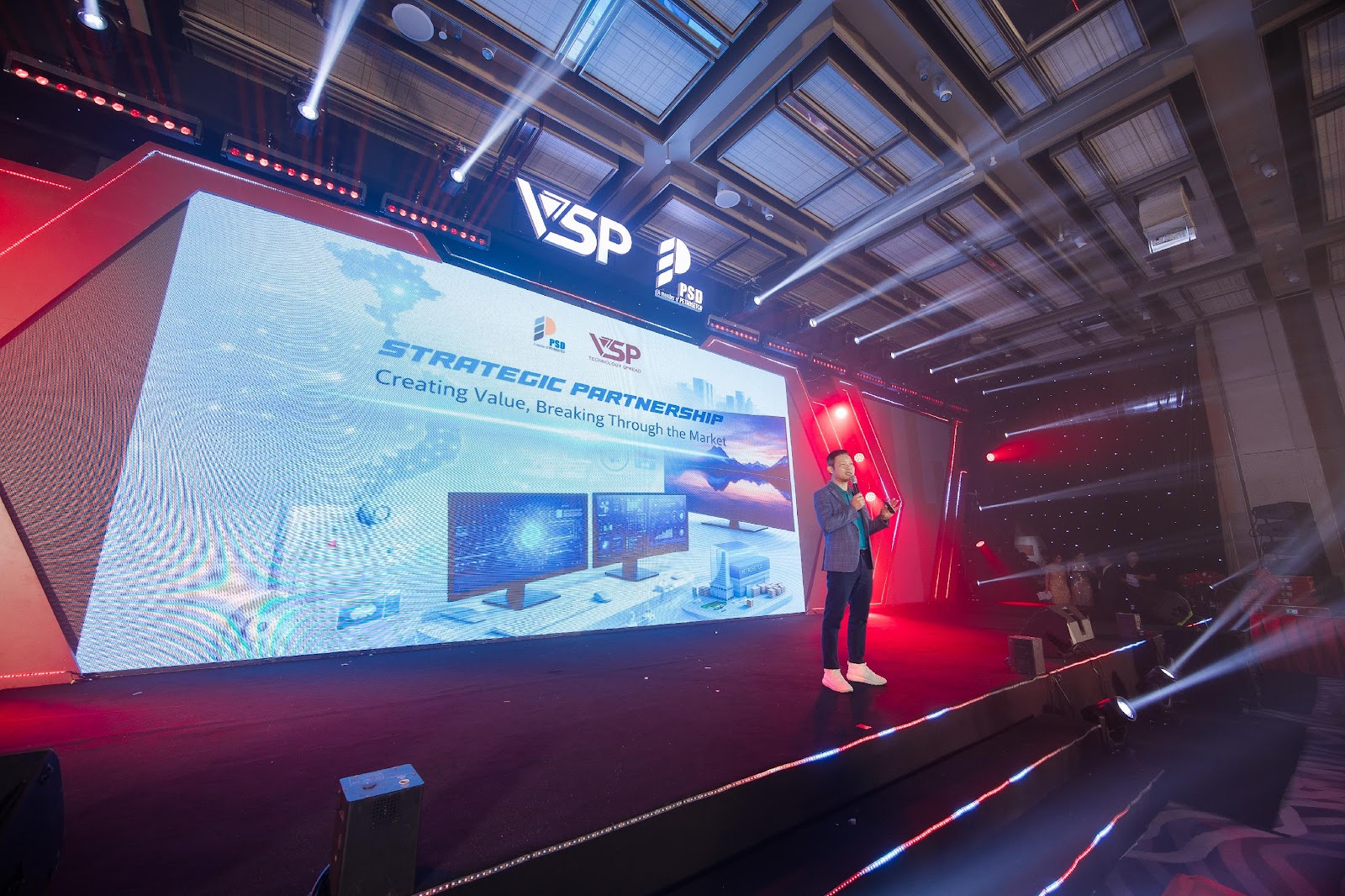 Li&ecirc;n minh VSP - PSD: Đưa linh kiện v&agrave; Tivi VSP phủ s&oacute;ng rộng khắp to&agrave;n quốc - Ảnh 2.