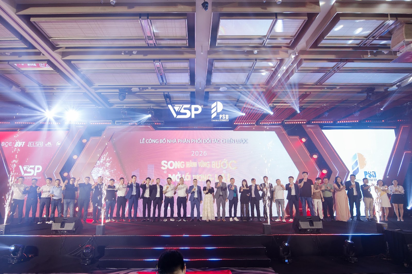 Li&ecirc;n minh VSP - PSD: Đưa linh kiện v&agrave; Tivi VSP phủ s&oacute;ng rộng khắp to&agrave;n quốc - Ảnh 4.