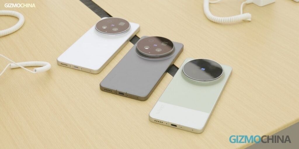 vivo X300 Ultra c&oacute; bảng gi&aacute; sửa chữa, ch&iacute;nh s&aacute;ch ph&iacute; thợ g&acirc;y bất ngờ - Ảnh 1.