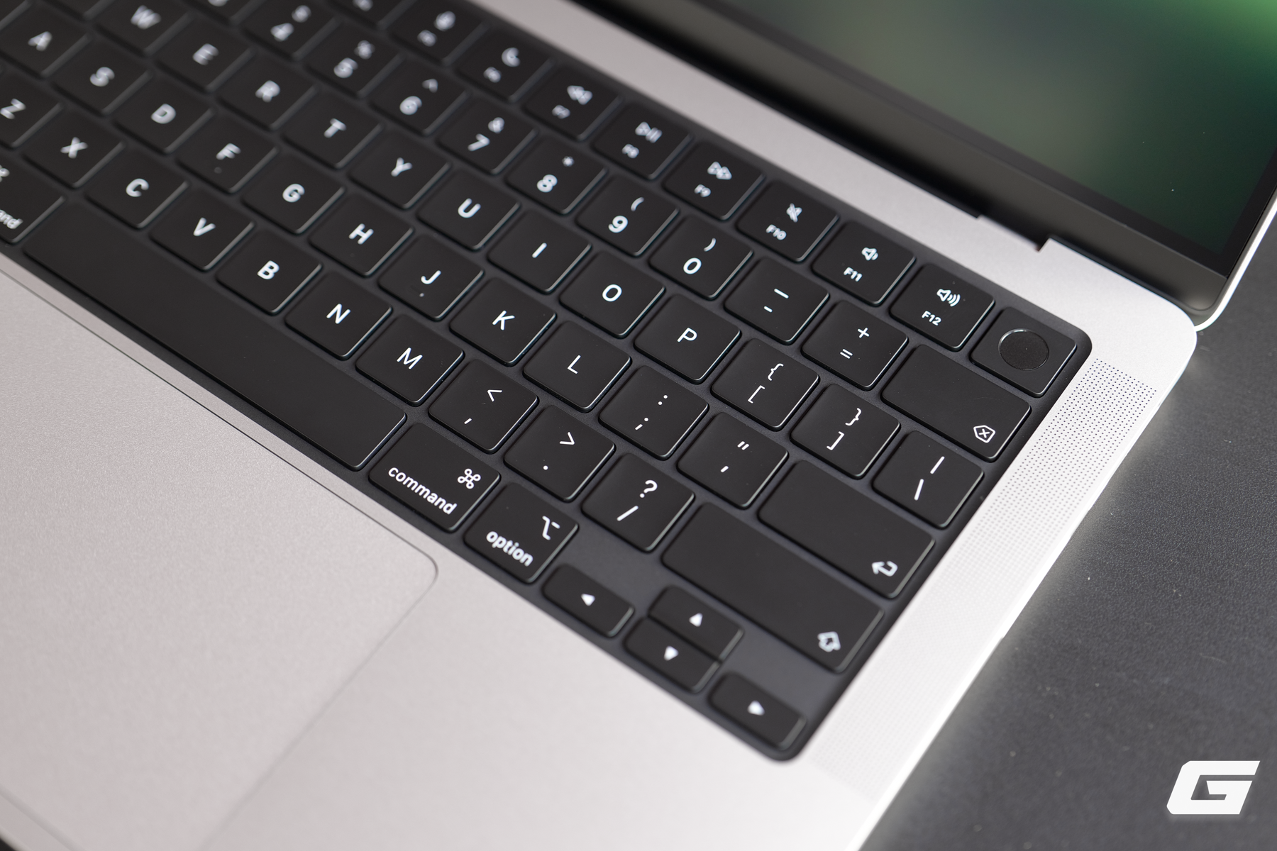 Đ&acirc;y l&agrave; chiếc MacBook Pro chạy x&eacute; gi&oacute; nhất m&agrave; t&ocirc;i từng thấy- Ảnh 22.