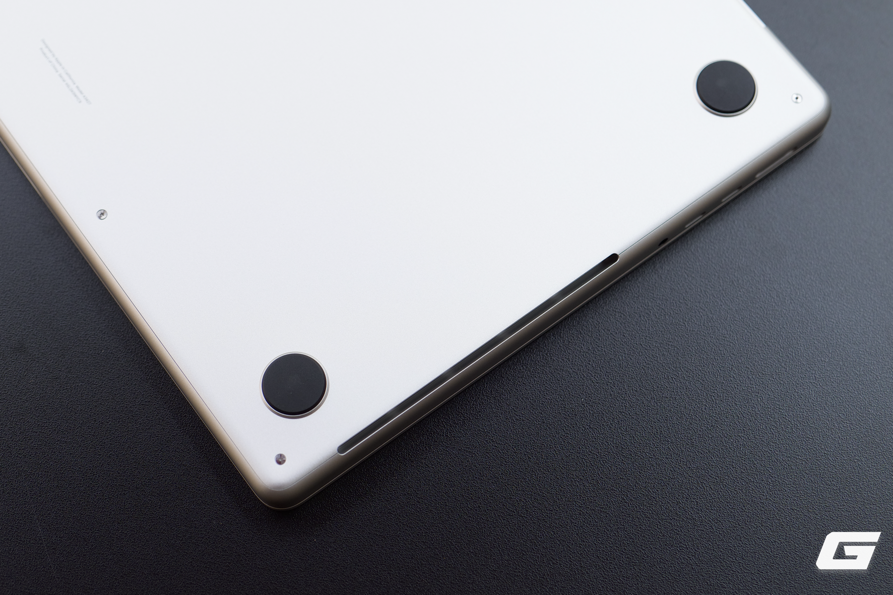 Đ&acirc;y l&agrave; chiếc MacBook Pro chạy x&eacute; gi&oacute; nhất m&agrave; t&ocirc;i từng thấy- Ảnh 16.