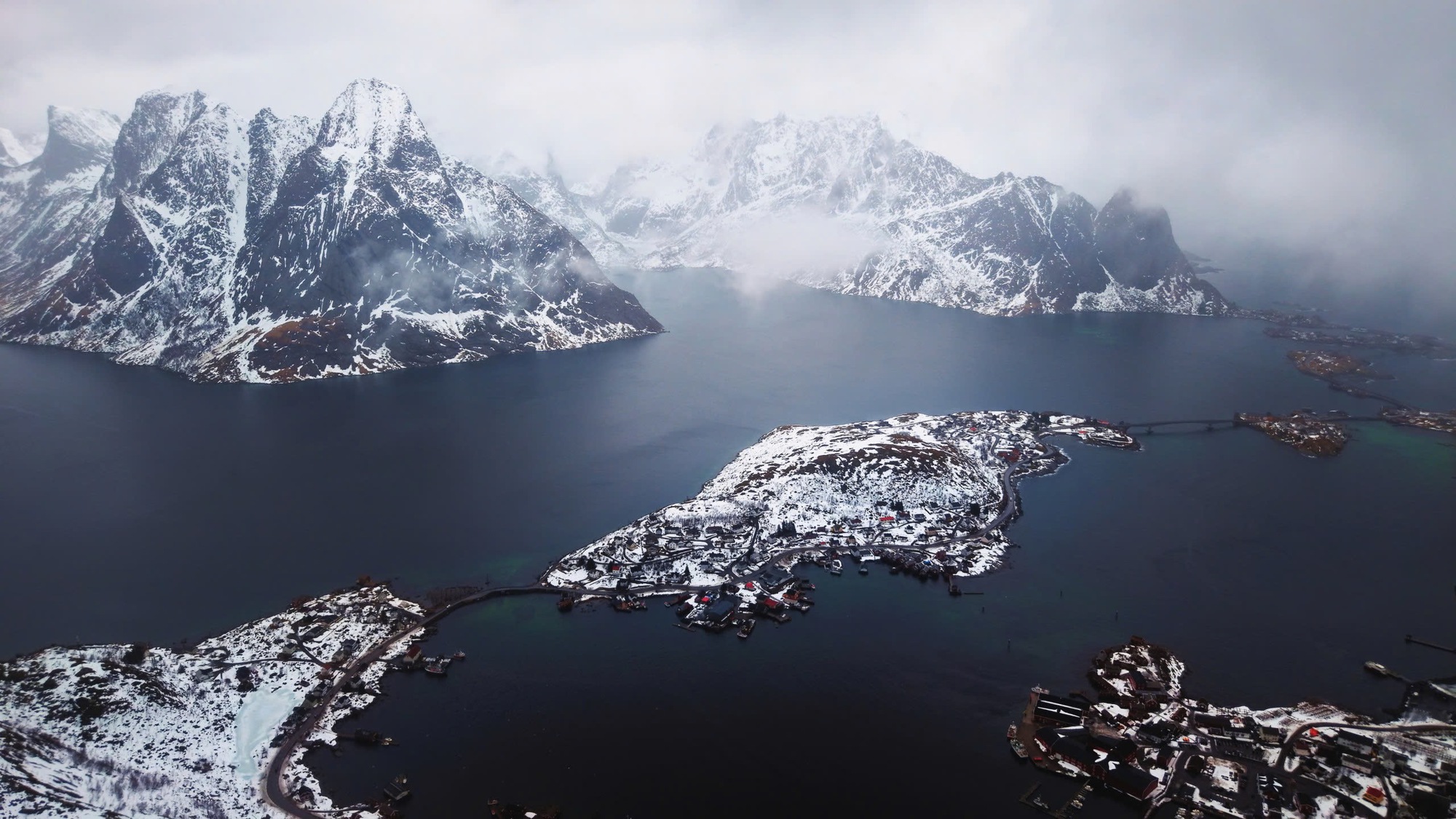 Apple Watch Ultra 3 v&agrave; h&agrave;nh tr&igrave;nh giữa b&atilde;o tuyết của Vinh Nguyễn: &ldquo;Trong một số t&igrave;nh huống, m&igrave;nh xem n&oacute; l&agrave; yếu tố mang t&iacute;nh sống c&ograve;n&rdquo;- Ảnh 7.