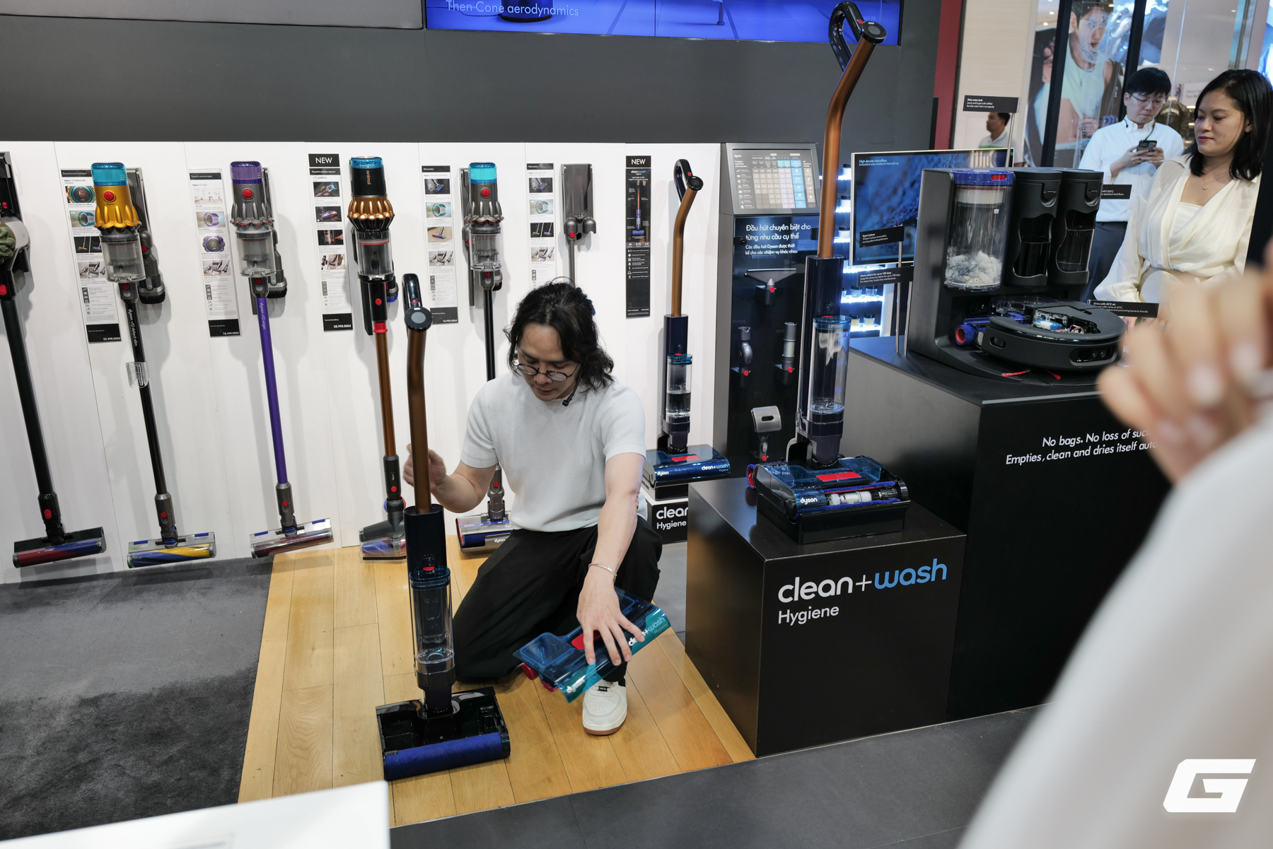 Dyson Spot Scrub AI ra mắt tại Việt Nam: robot h&uacute;t bụi lau nh&agrave; t&iacute;ch hợp AI, tự ph&aacute;t hiện v&agrave; xử l&yacute; vết bẩn- Ảnh 14.