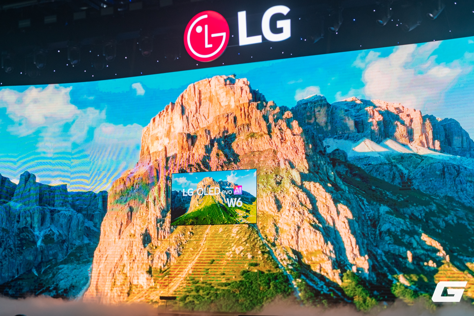 Chi&ecirc;m ngưỡng loạt sản phẩm TV 2026 của LG: TV OLED kh&ocirc;ng d&acirc;y si&ecirc;u mỏng, c&ocirc;ng nghệ Micro RGB mới toanh, MiniLED cỡ lớn c&ugrave;ng AI tương t&aacute;c th&acirc;n thiện - Ảnh 5.