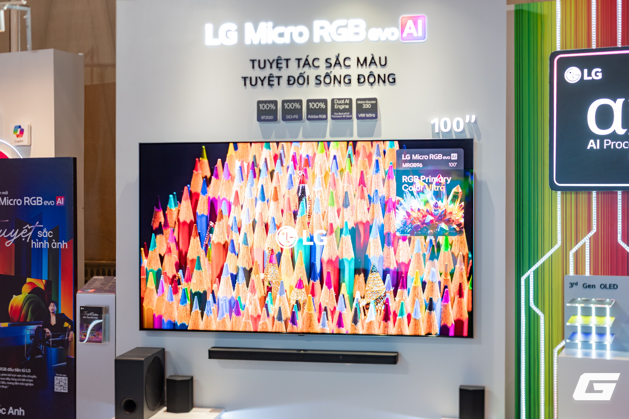 Chi&ecirc;m ngưỡng loạt sản phẩm TV 2026 của LG: TV OLED kh&ocirc;ng d&acirc;y si&ecirc;u mỏng, c&ocirc;ng nghệ Micro RGB mới toanh, MiniLED cỡ lớn c&ugrave;ng AI tương t&aacute;c th&acirc;n thiện - Ảnh 10.