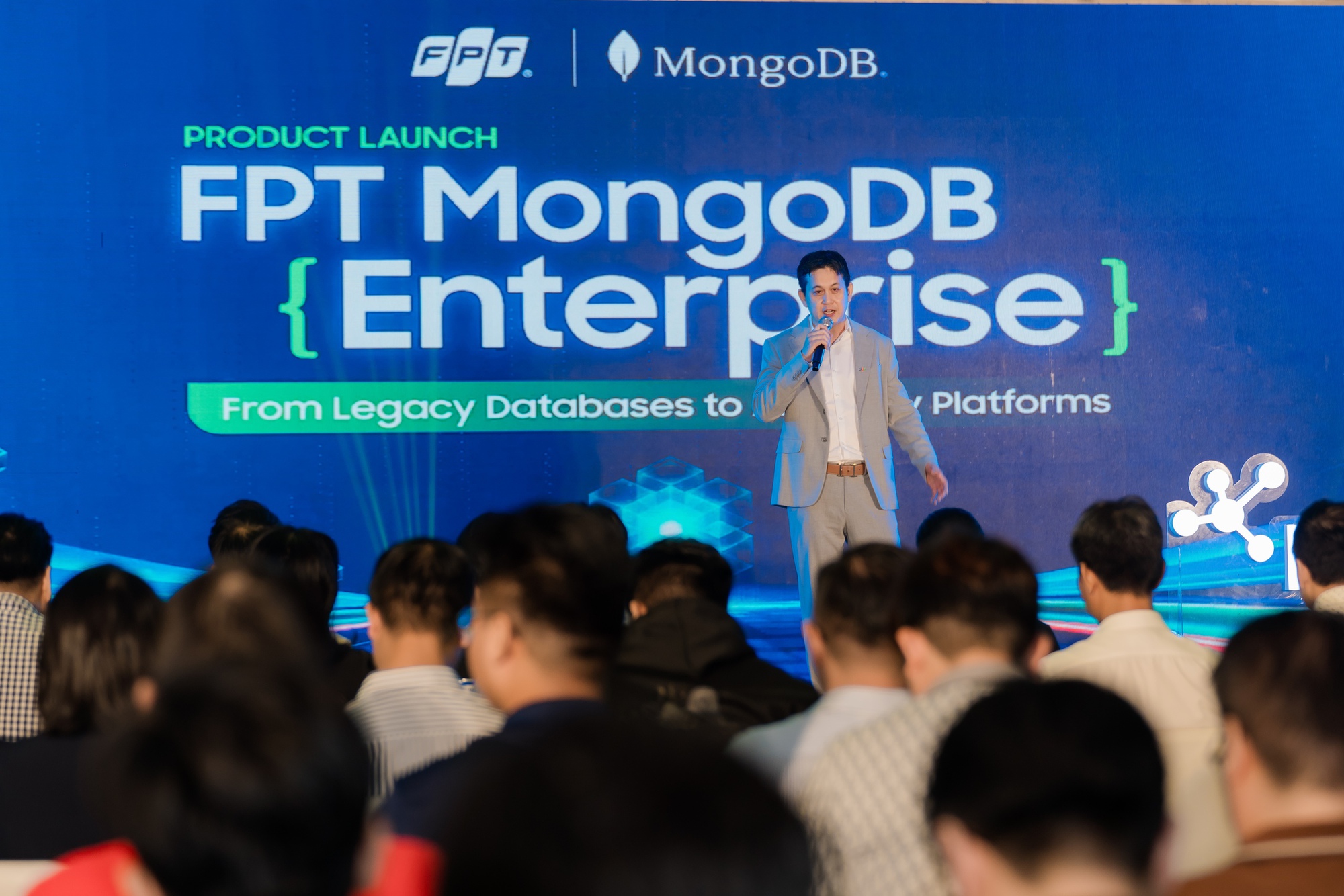 FPT MongoDB Enterprise ch&iacute;nh thức ra mắt: Lời giải hạ tầng gi&uacute;p doanh nghiệp Việt bứt tốc tr&ecirc;n đường đua AI v&agrave; tối ưu nguồn lực - Ảnh 1.