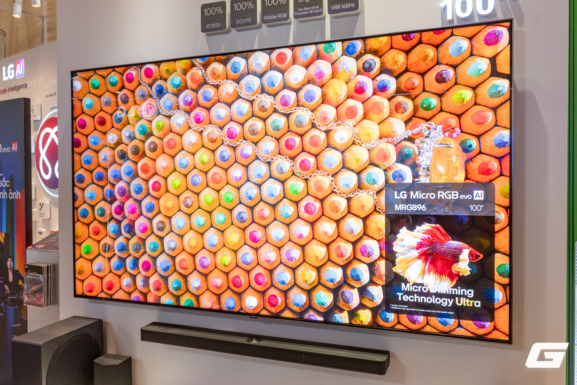 Chi&ecirc;m ngưỡng loạt sản phẩm TV 2026 của LG: TV OLED kh&ocirc;ng d&acirc;y si&ecirc;u mỏng, c&ocirc;ng nghệ Micro RGB mới toanh, MiniLED cỡ lớn c&ugrave;ng AI tương t&aacute;c th&acirc;n thiện - Ảnh 23.