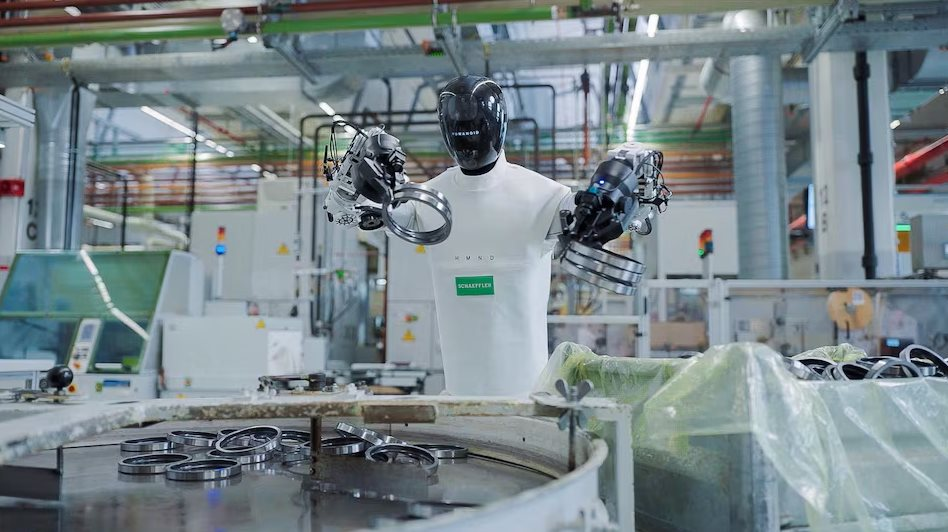 Kỷ nguy&ecirc;n Robot tự l&agrave;m việc để chế tạo đồng loại, kh&ocirc;ng cần con người để &ldquo;duy tr&igrave; n&ograve;i giống&rdquo;, tham vọng đạt 100.000 cỗ m&aacute;y trong nửa thập kỷ tới- Ảnh 2.