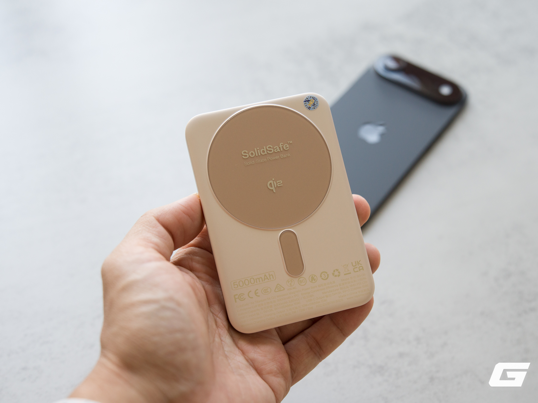 Tr&ecirc;n tay BMX SolidSafe Air 5K: Pin thể rắn vỏ titan, mỏng như iPhone Air- Ảnh 5.