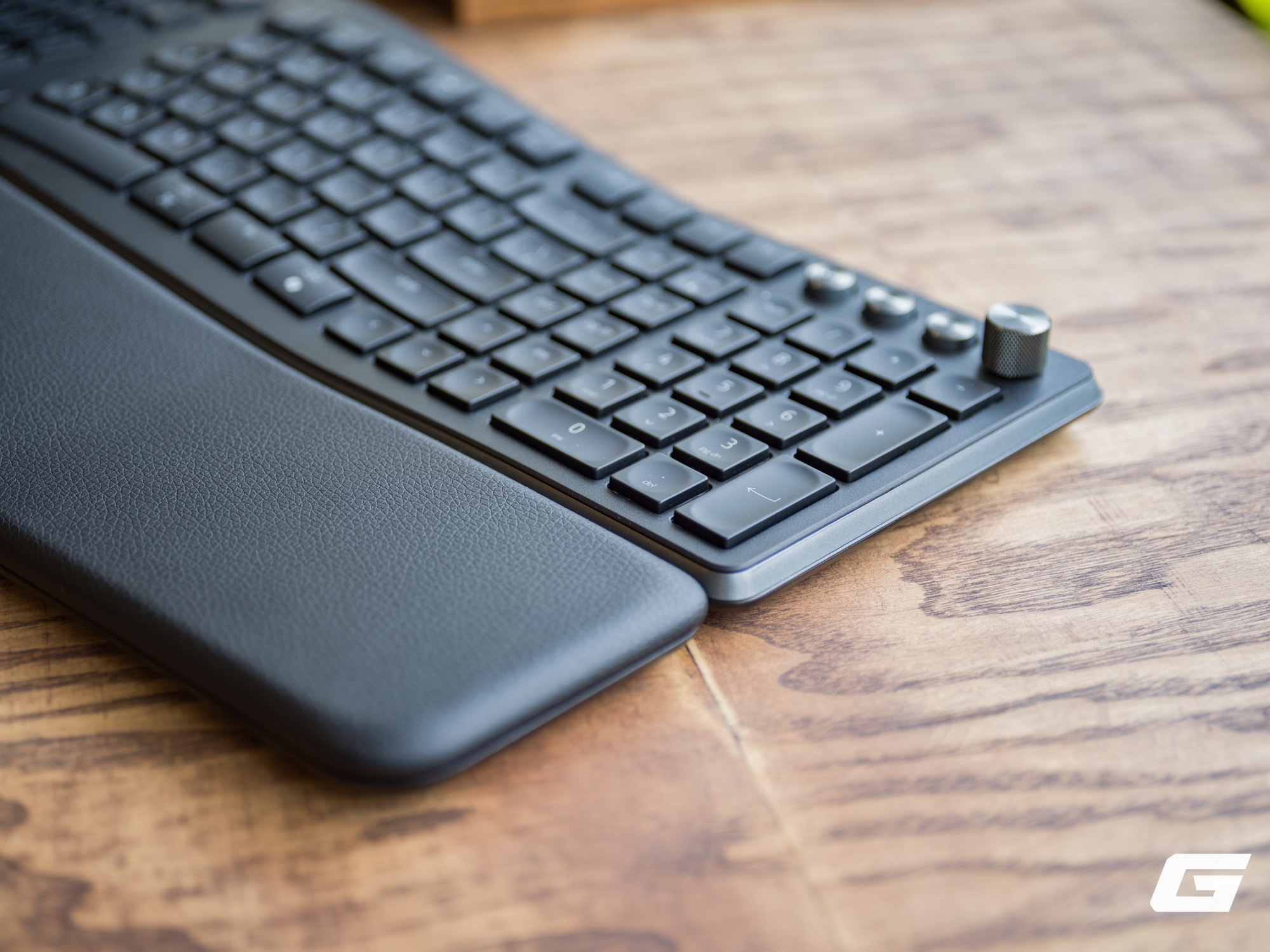 Lần đầu trải nghiệm bộ đ&ocirc;i c&ocirc;ng th&aacute;i học Pro Type Ergo v&agrave; Pro Click V2: Ho&aacute; ra Razer l&agrave;m đồ cho d&acirc;n văn ph&ograve;ng cũng rất ra g&igrave; - Ảnh 11.