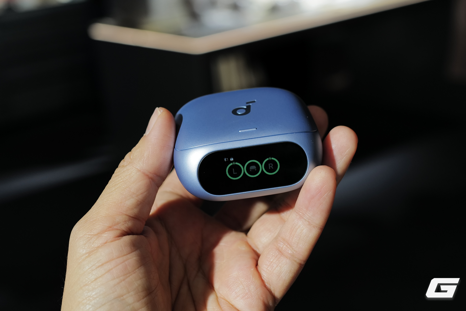 Anker ra mắt bộ đ&ocirc;i Soundcore Liberty 5 Pro v&agrave; Pro Max: M&agrave;n h&igrave;nh th&ocirc;ng minh, chip AI "nh&agrave; l&agrave;m", thiết lập Kỷ lục Guinness về đ&agrave;m thoại - Ảnh 3.