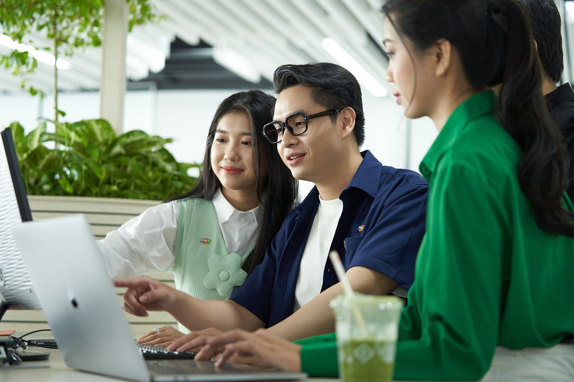 FPT ra mắt nền tảng để AI “code hộ” và xử lý vận hành CNTT cho doanh nghiệp- Ảnh 2.