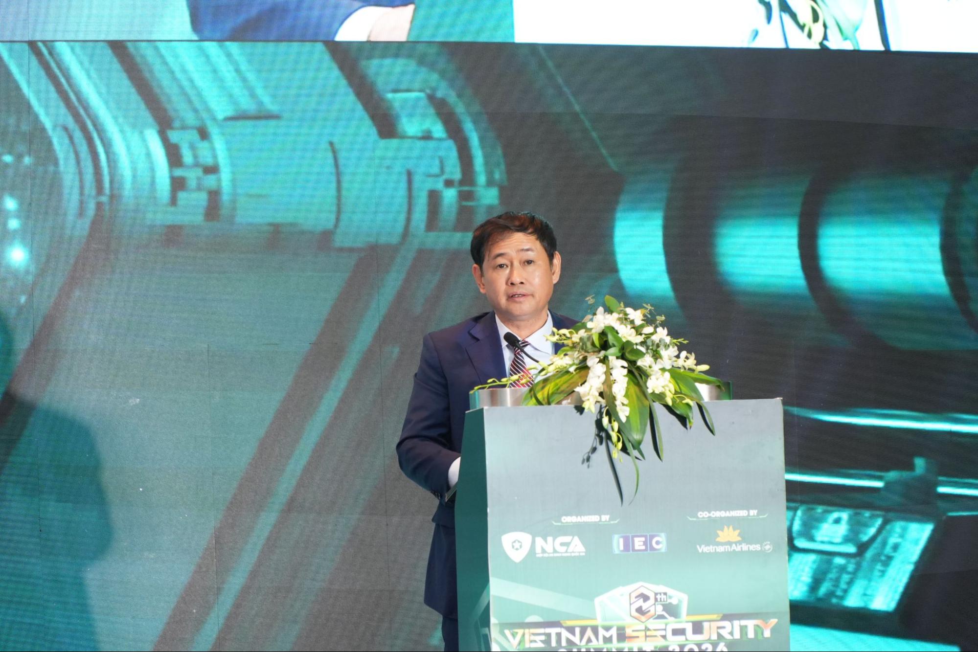 FPT: Rủi ro bảo mật lớn nhất thời AI đ&ocirc;i khi lại đến từ ch&iacute;nh nh&acirc;n vi&ecirc;n trong c&ocirc;ng ty- Ảnh 3.