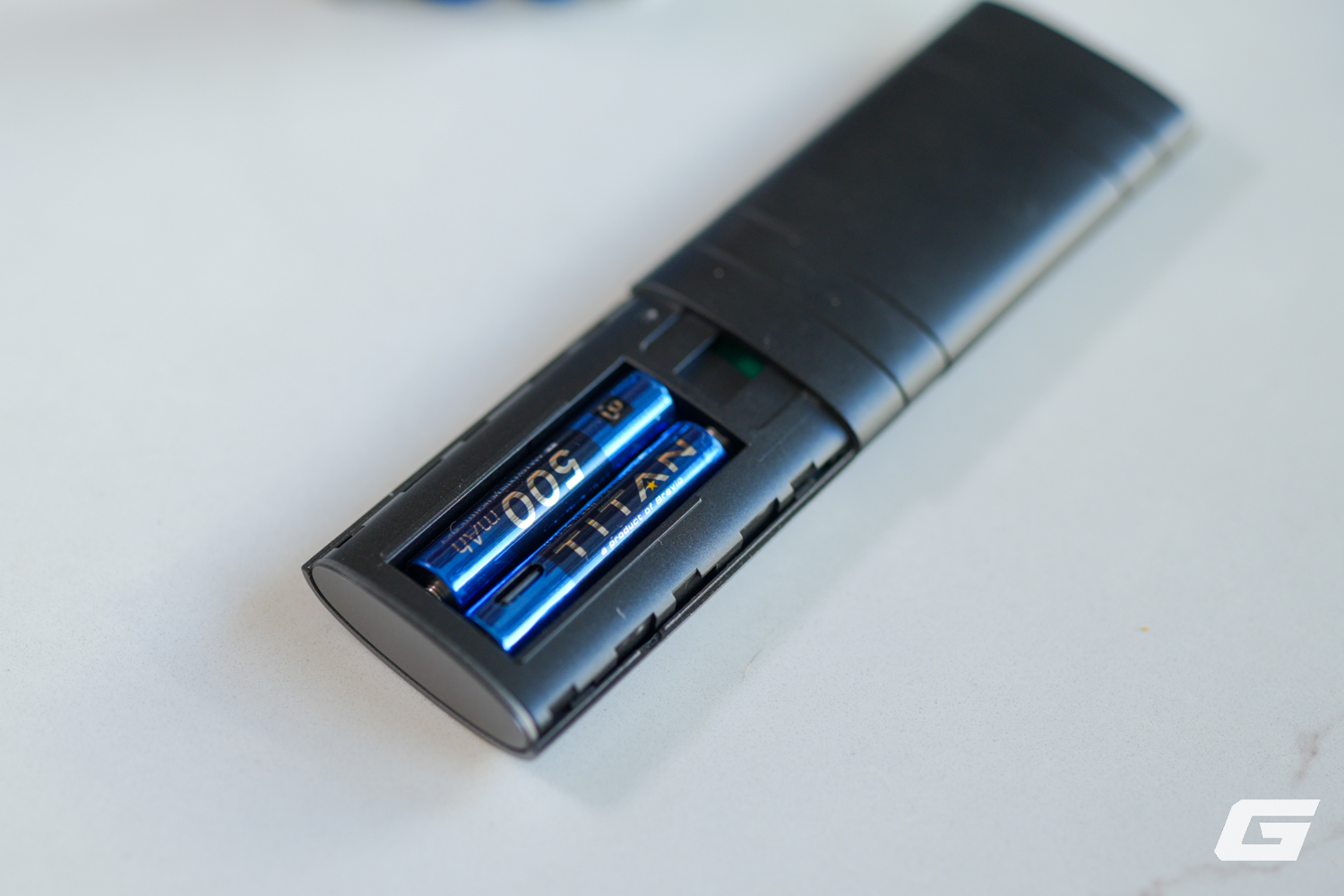 Gallery - Dùng thử pin tiểu sạc lại qua USB-C: Hợp với các thiết bị “ngốn pin”, khỏi lo dòng yếu làm tụt hiệu năng, chảy nước - image 6