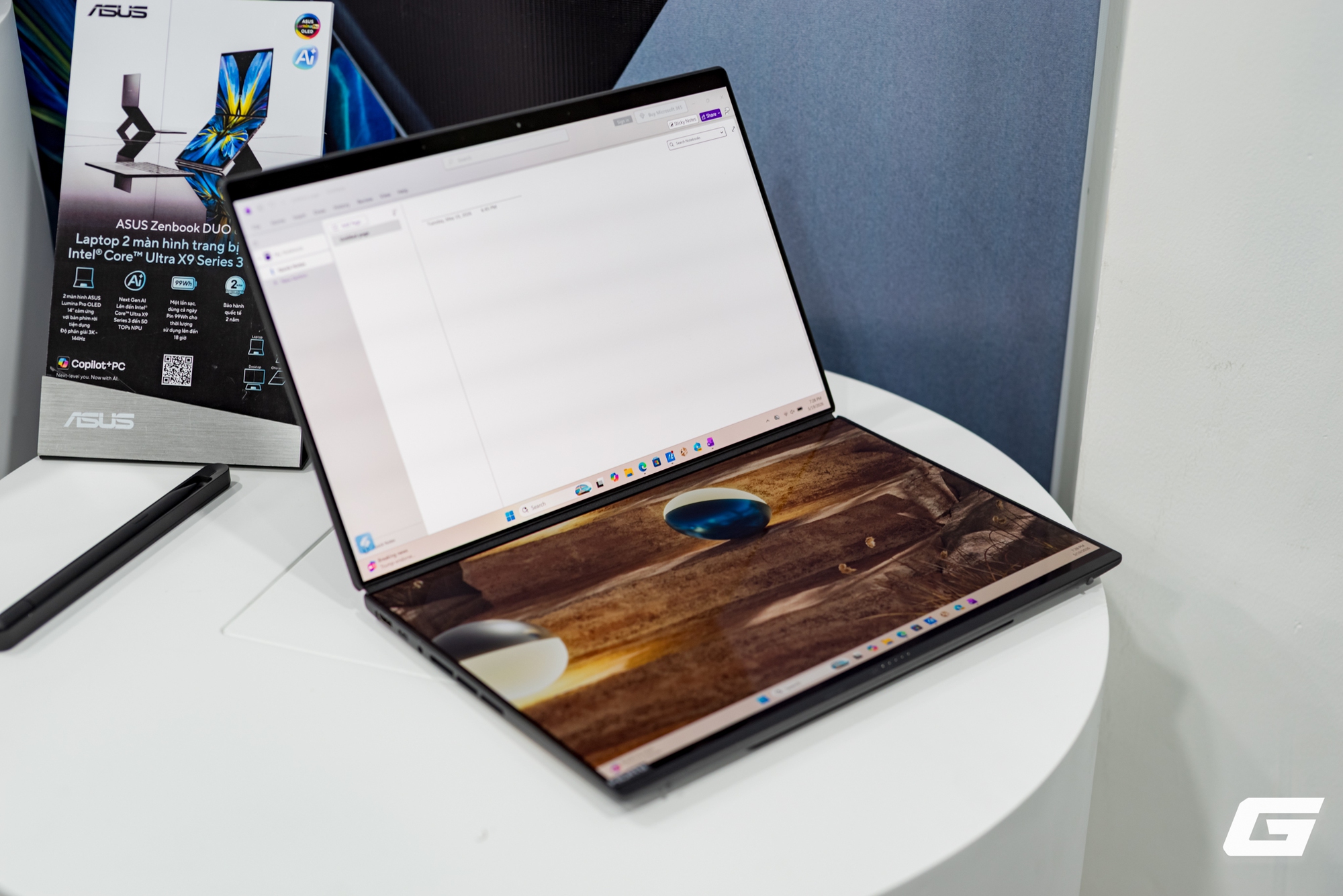 ASUS Zenbook DUO (2026) ch&iacute;nh thức ra mắt: Laptop 2 m&agrave;n h&igrave;nh nay đ&atilde; trưởng th&agrave;nh, mỏng, mạnh v&agrave; thực dụng hơn rất nhiều - Ảnh 11.