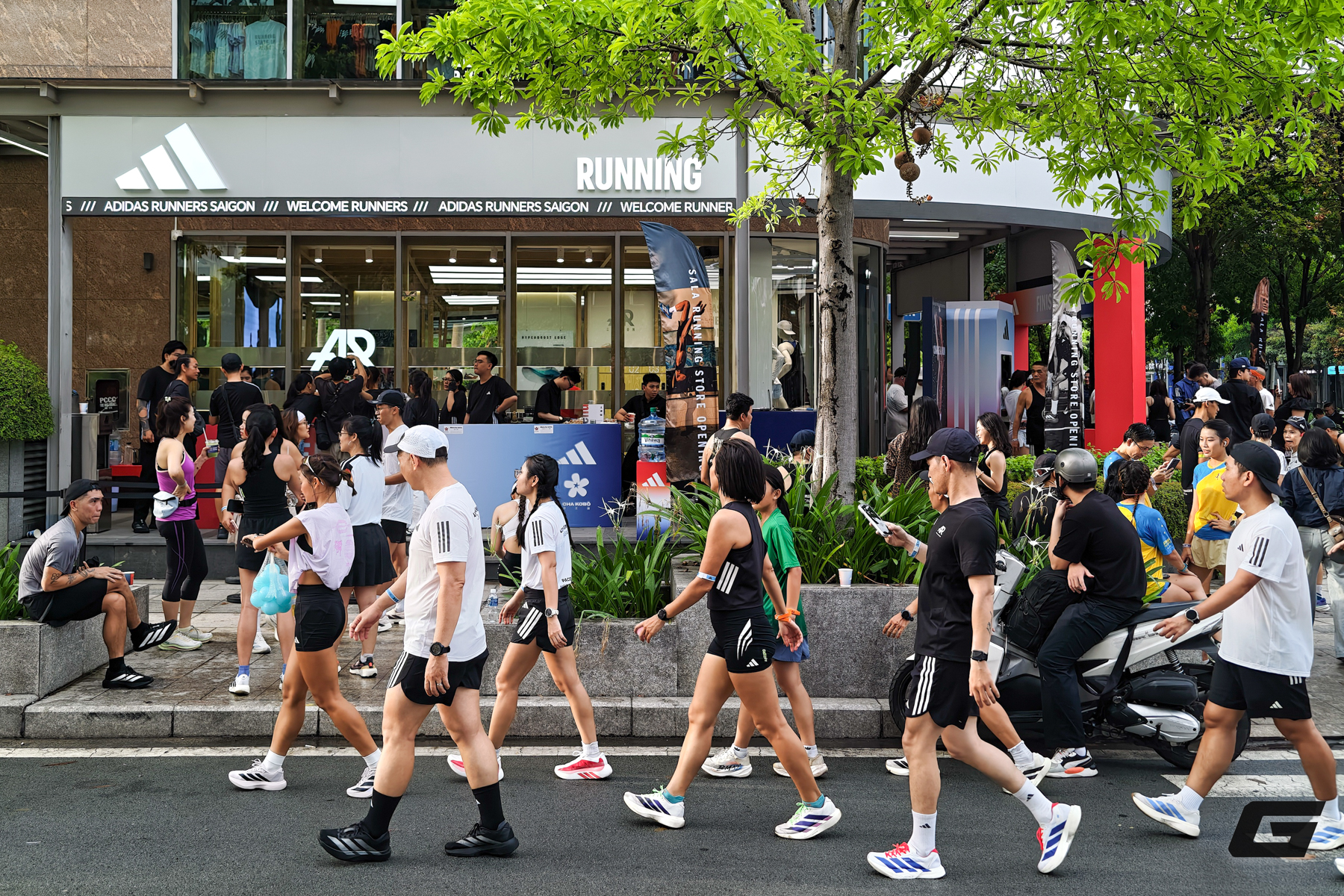 Gallery - adidas mở Sala Running Store, thêm lựa chọn mới tại “thánh địa chạy bộ” Thủ Thiêm - image 4