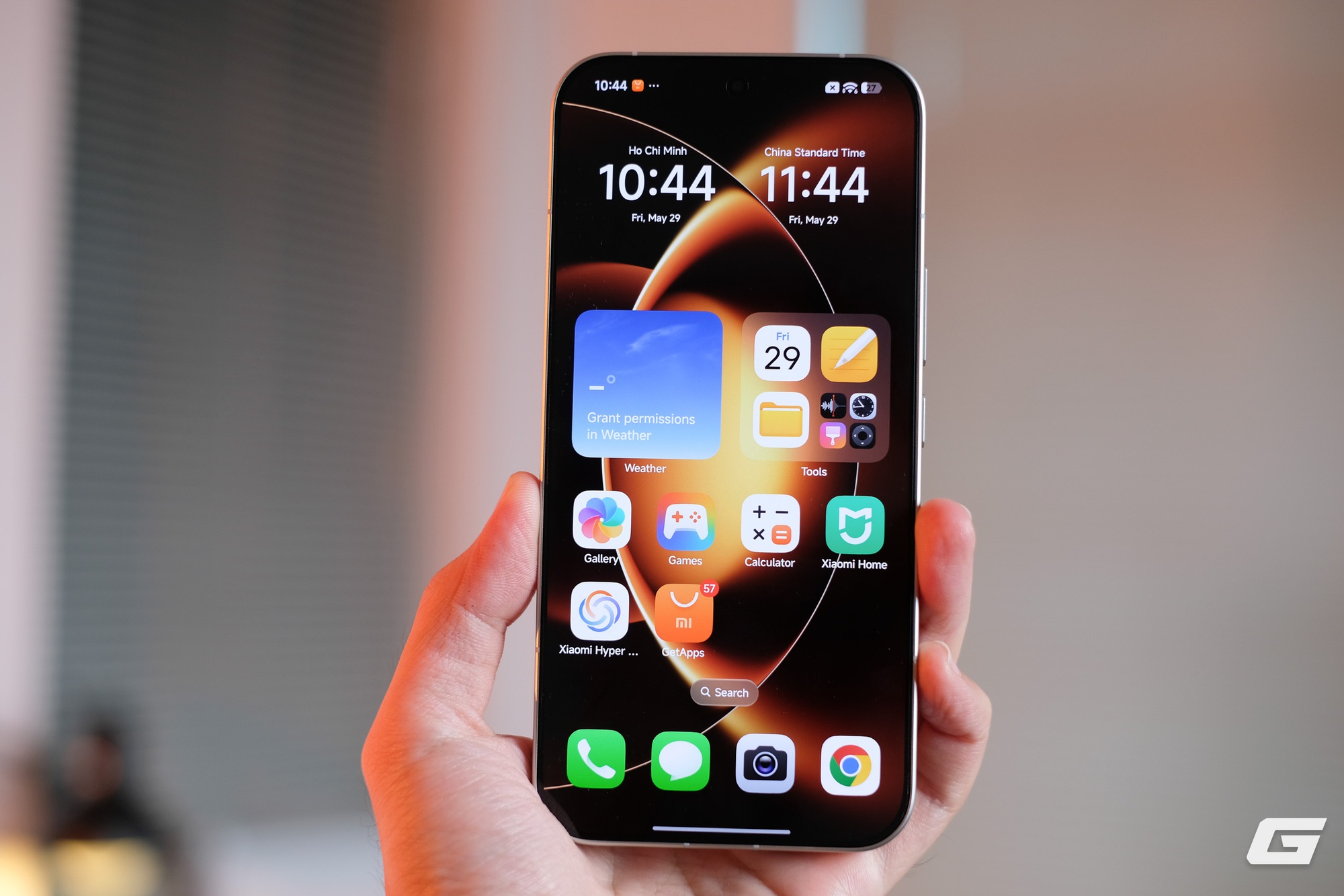 Tr&ecirc;n tay smartphone Xiaomi gi&aacute; chỉ 17 triệu m&agrave; c&oacute; chip Snapdragon 8 Elite Gen 5, pin tận 8.000mAh- Ảnh 4.