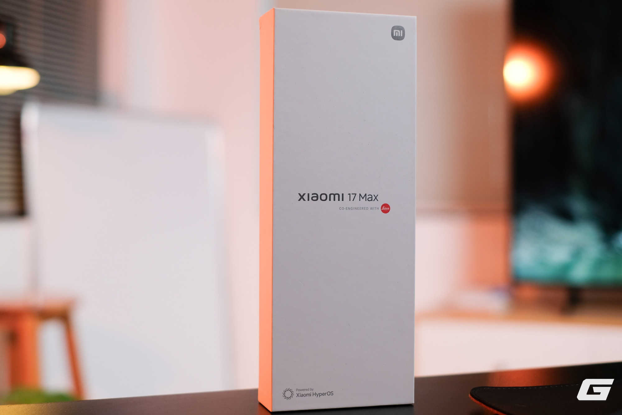 Tr&ecirc;n tay smartphone Xiaomi gi&aacute; chỉ 17 triệu m&agrave; c&oacute; chip Snapdragon 8 Elite Gen 5, pin tận 8.000mAh- Ảnh 1.