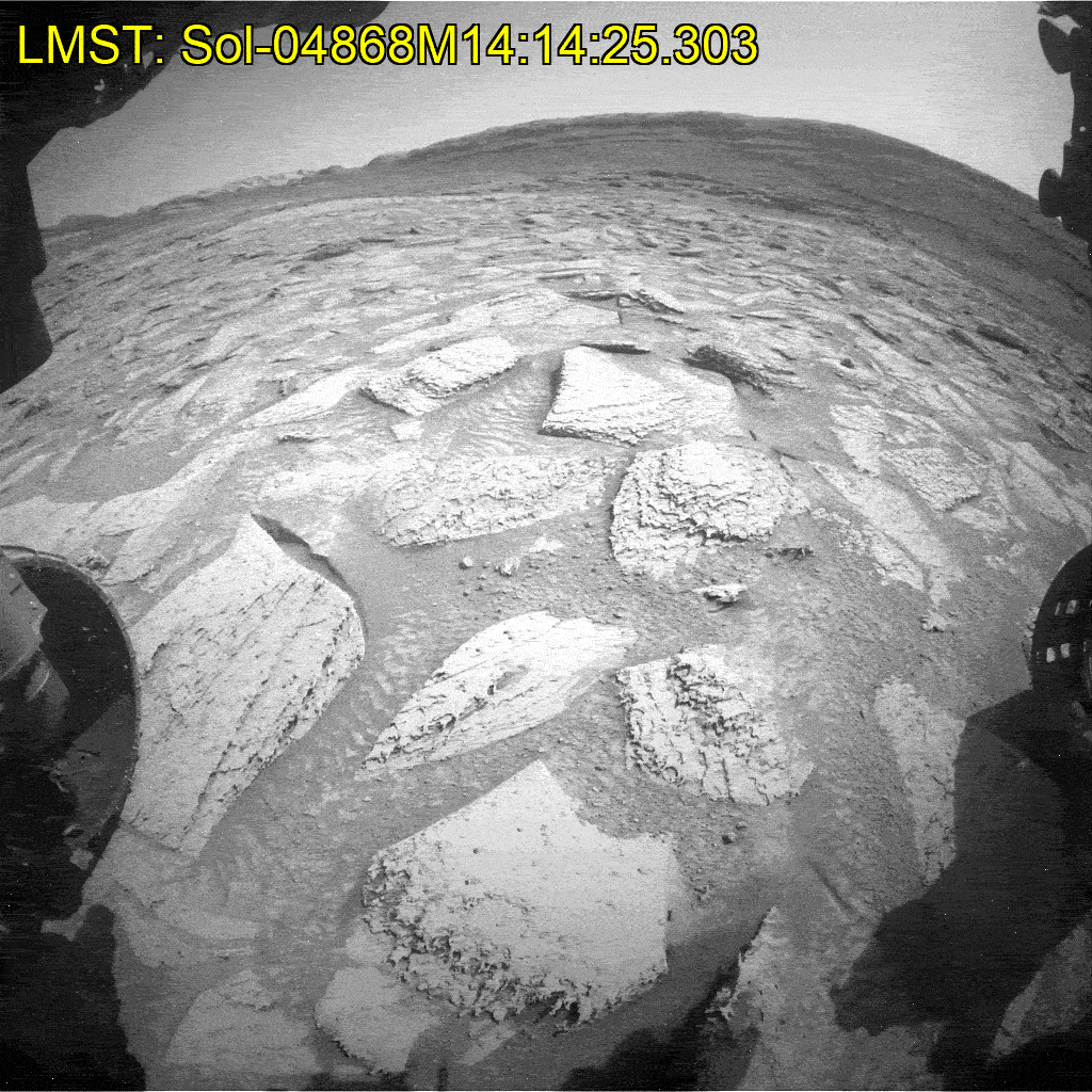 Su&yacute;t mất trắng h&agrave;ng trăm triệu USD: NASA giải cứu t&agrave;u Curiosity khỏi sự cố tồi tệ nhất tr&ecirc;n Sao Hỏa - Ảnh 2.