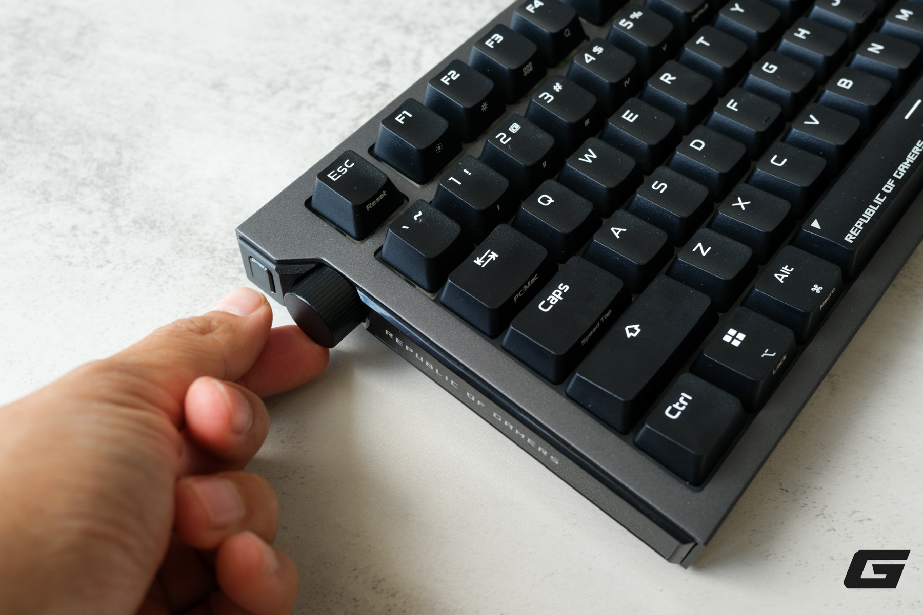 Trải nghiệm nhanh ASUS ROG Strix Morph 96 Wireless v&agrave; Kithara: Gaming gear cho d&acirc;n m&ecirc; ph&iacute;m cơ custom v&agrave; giới s&agrave;nh &acirc;m- Ảnh 11.