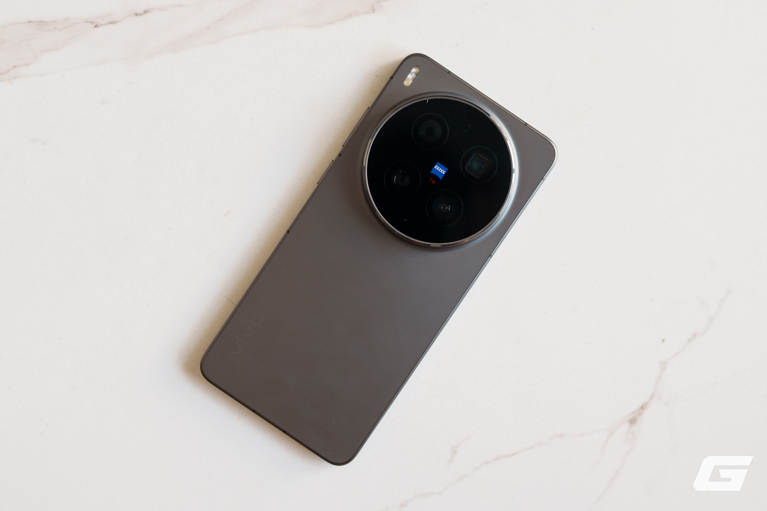 Gallery - 1 tuần dùng vivo X300 Ultra: Hãy gọi nó là "máy ảnh có SIM"! - image 12