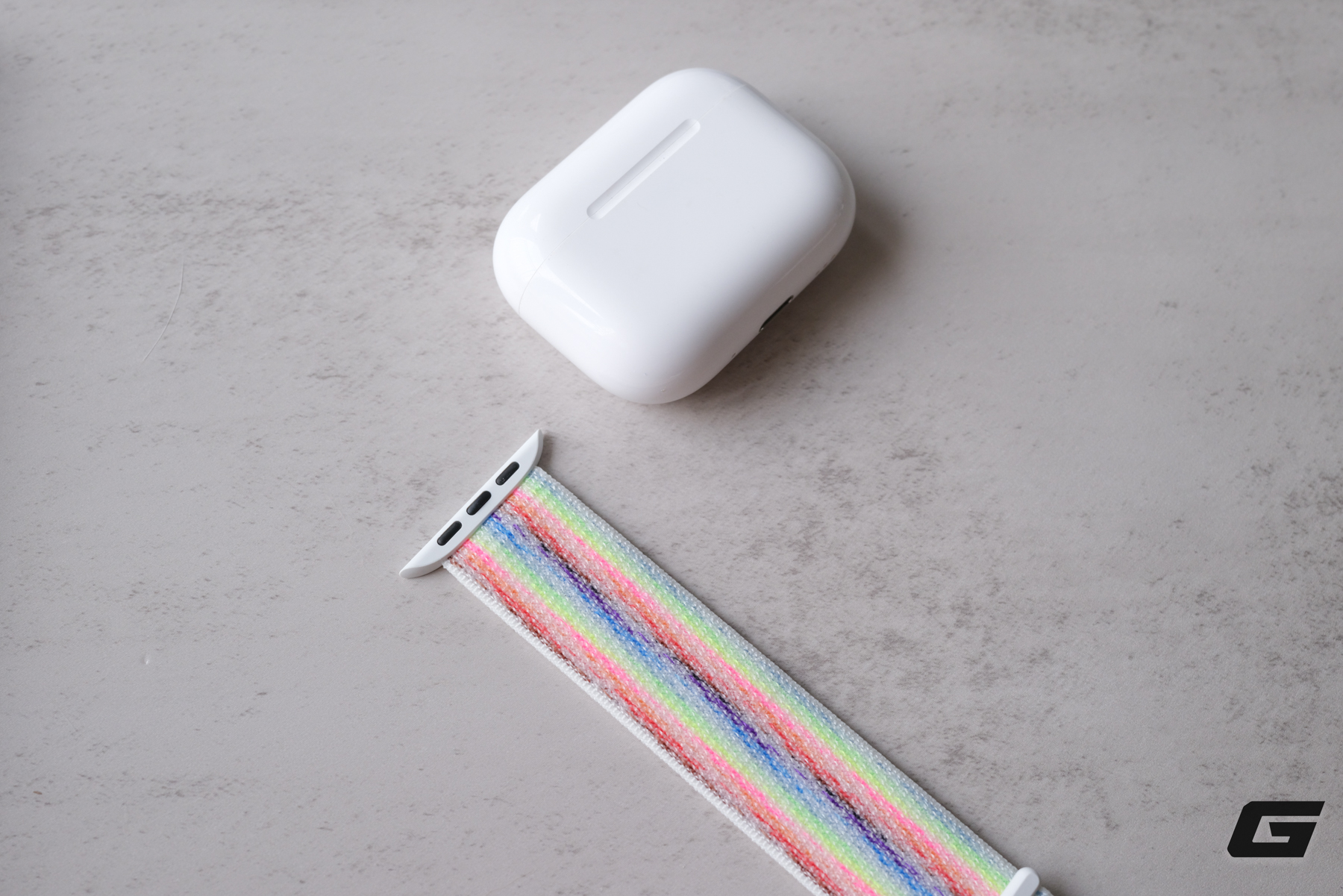 Tr&ecirc;n tay d&acirc;y đeo Apple Watch Pride Edition 2026: C&oacute; lẽ l&agrave; phi&ecirc;n bản Pride đẹp nhất nhiều năm qua   - Ảnh 9.