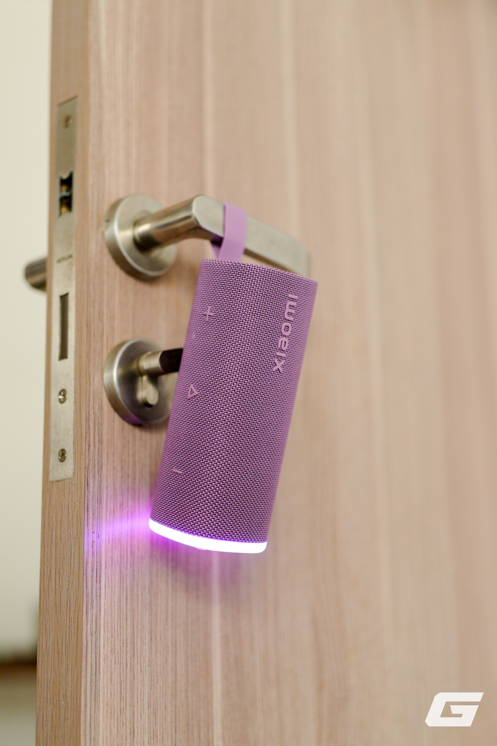 Gallery - Trải nghiệm Xiaomi Sound Play: Nhỏ gọn, bền bỉ, đèn vô cực nháy theo nhạc, chất âm dễ nghe, giá từ 1.8 triệu - image 4