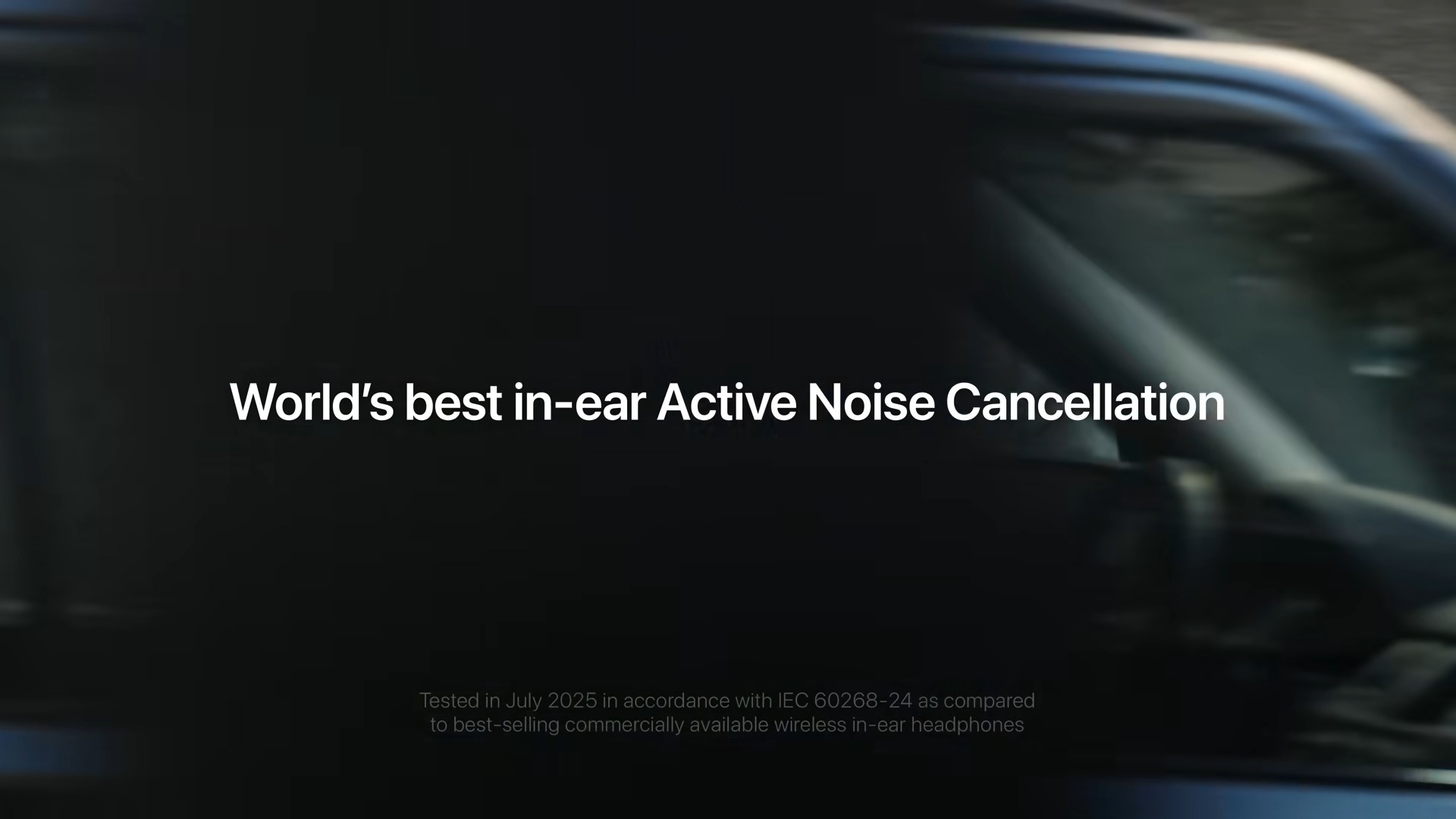 Apple tung quảng c&aacute;o AirPods Pro 3 c&ugrave;ng si&ecirc;u sao Vini Jr.: nhấn mạnh khả năng chống ồn &ldquo;tốt nhất thế giới&rdquo; - Ảnh 1.