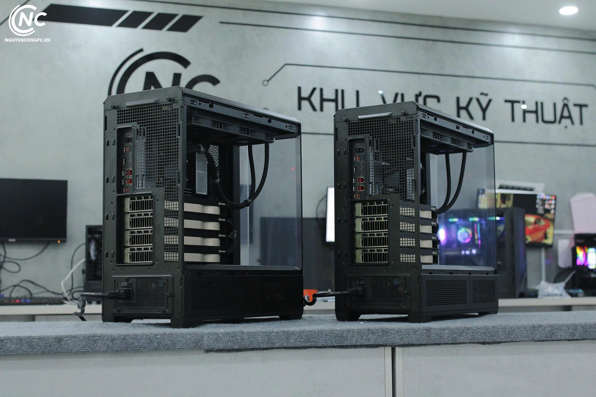 Cận cảnh 2 bộ PC chuy&ecirc;n AI gi&aacute; 4 tỷ đồng của đại gia Việt: 8 GPU NVIDIA RTX PRO 6000 Blackwell, RAM 1TB, Ryzen Threadripper PRO 9985WX- Ảnh 8.