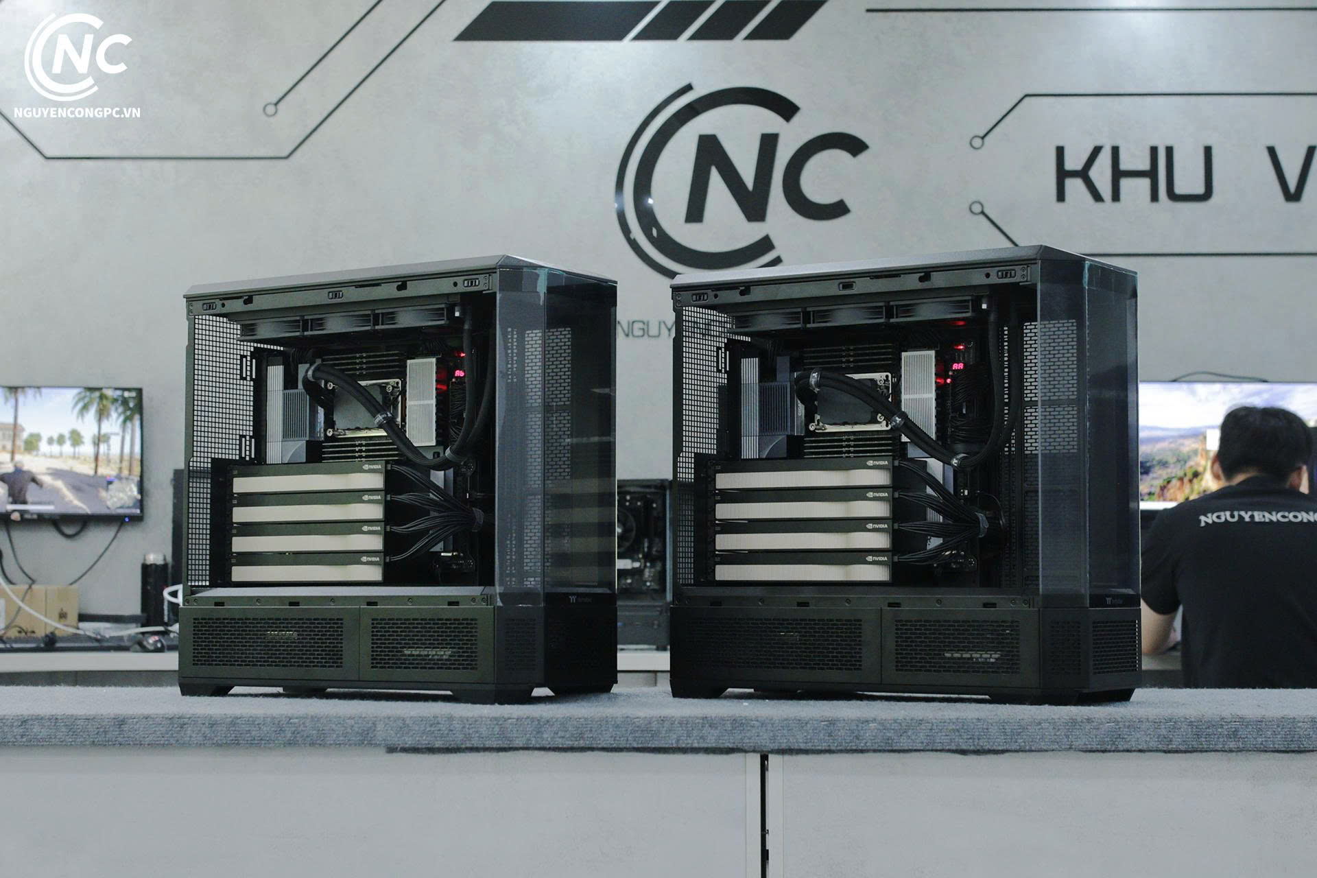 Cận cảnh 2 bộ PC chuy&ecirc;n AI gi&aacute; 4 tỷ đồng của đại gia Việt: 8 GPU NVIDIA RTX PRO 6000 Blackwell, RAM 1TB, Ryzen Threadripper PRO 9985WX- Ảnh 1.
