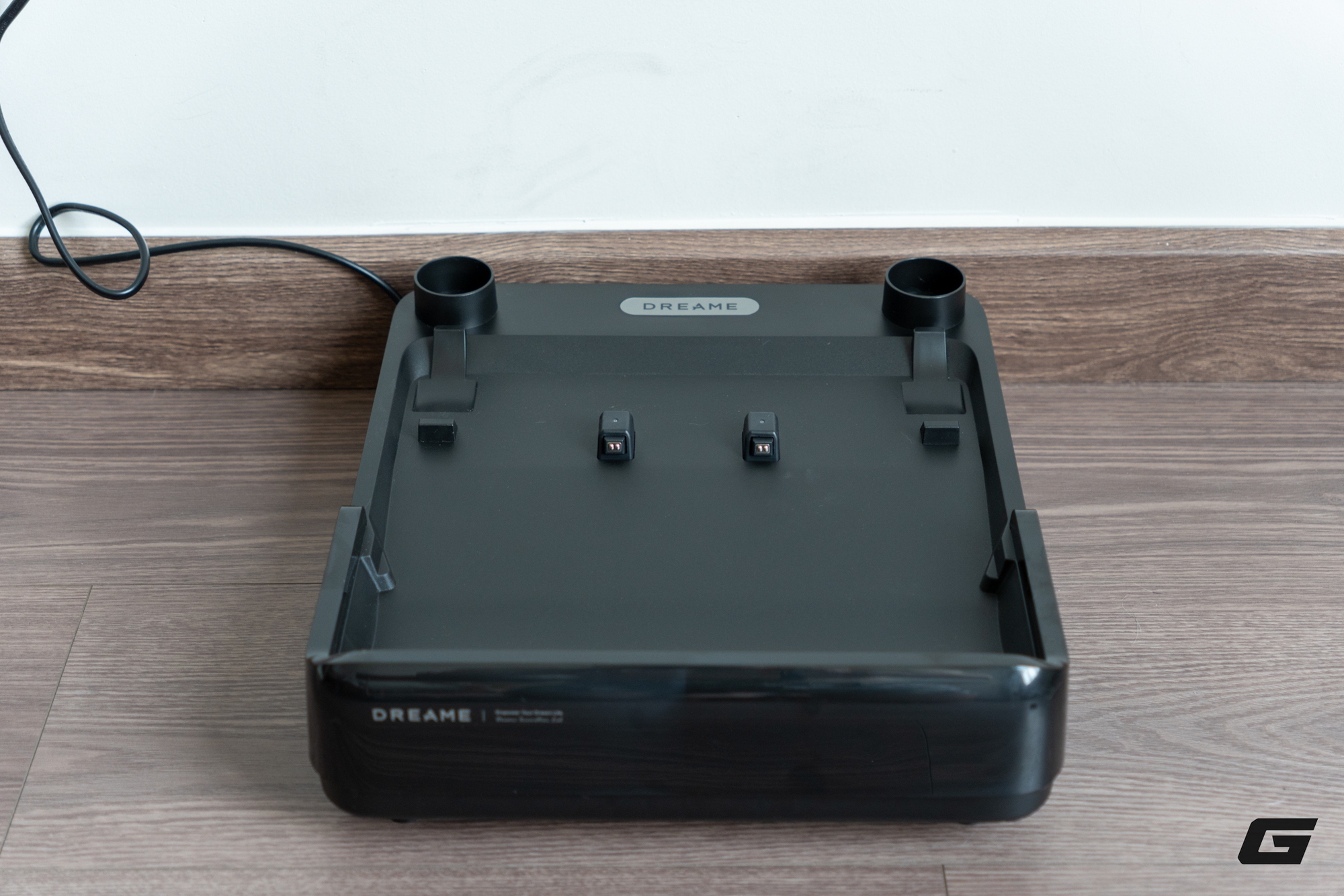 Trải nghiệm m&aacute;y h&uacute;t bụi lau s&agrave;n Dreame H16 Steam: Biết tự giặt, tự sấy v&agrave; c&ograve;n phun hơi nước n&oacute;ng - d&ugrave;ng xong kh&ocirc;ng muốn quay lại c&acirc;y lau nh&agrave; nữa - Ảnh 27.