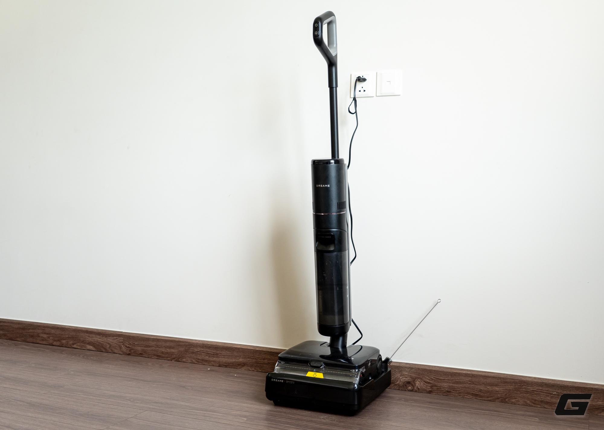 Trải nghiệm m&aacute;y h&uacute;t bụi lau s&agrave;n Dreame H16 Steam: Biết tự giặt, tự sấy v&agrave; c&ograve;n phun hơi nước n&oacute;ng - d&ugrave;ng xong kh&ocirc;ng muốn quay lại c&acirc;y lau nh&agrave; nữa - Ảnh 55.