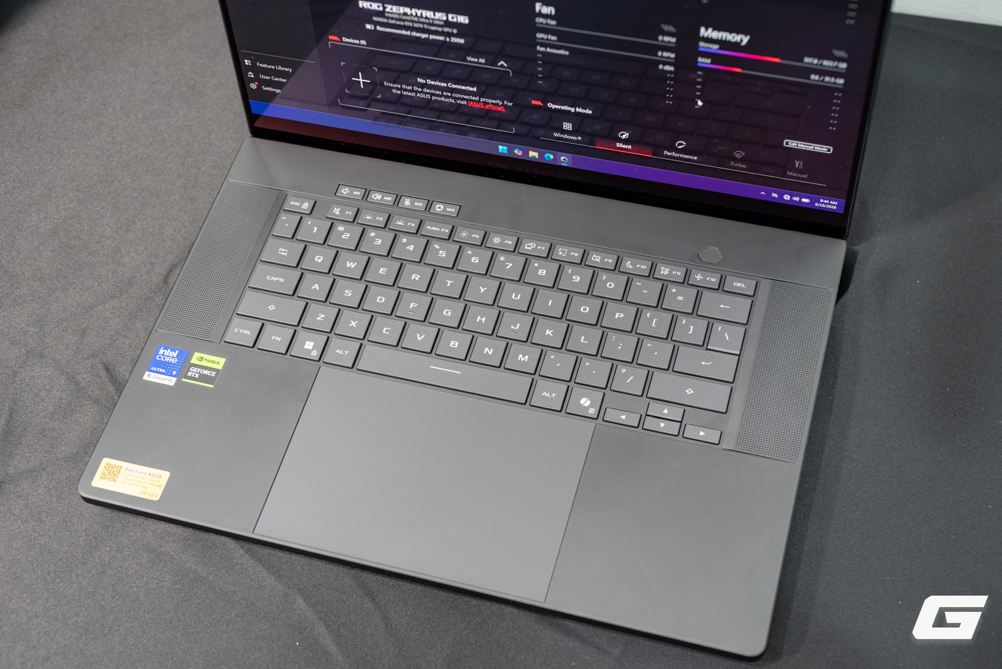 ASUS ROG mang Zephyrus Duo về Việt Nam: Laptop gaming m&agrave;n h&igrave;nh k&eacute;p th&igrave; c&oacute; g&igrave; đặc biệt - Ảnh 16.