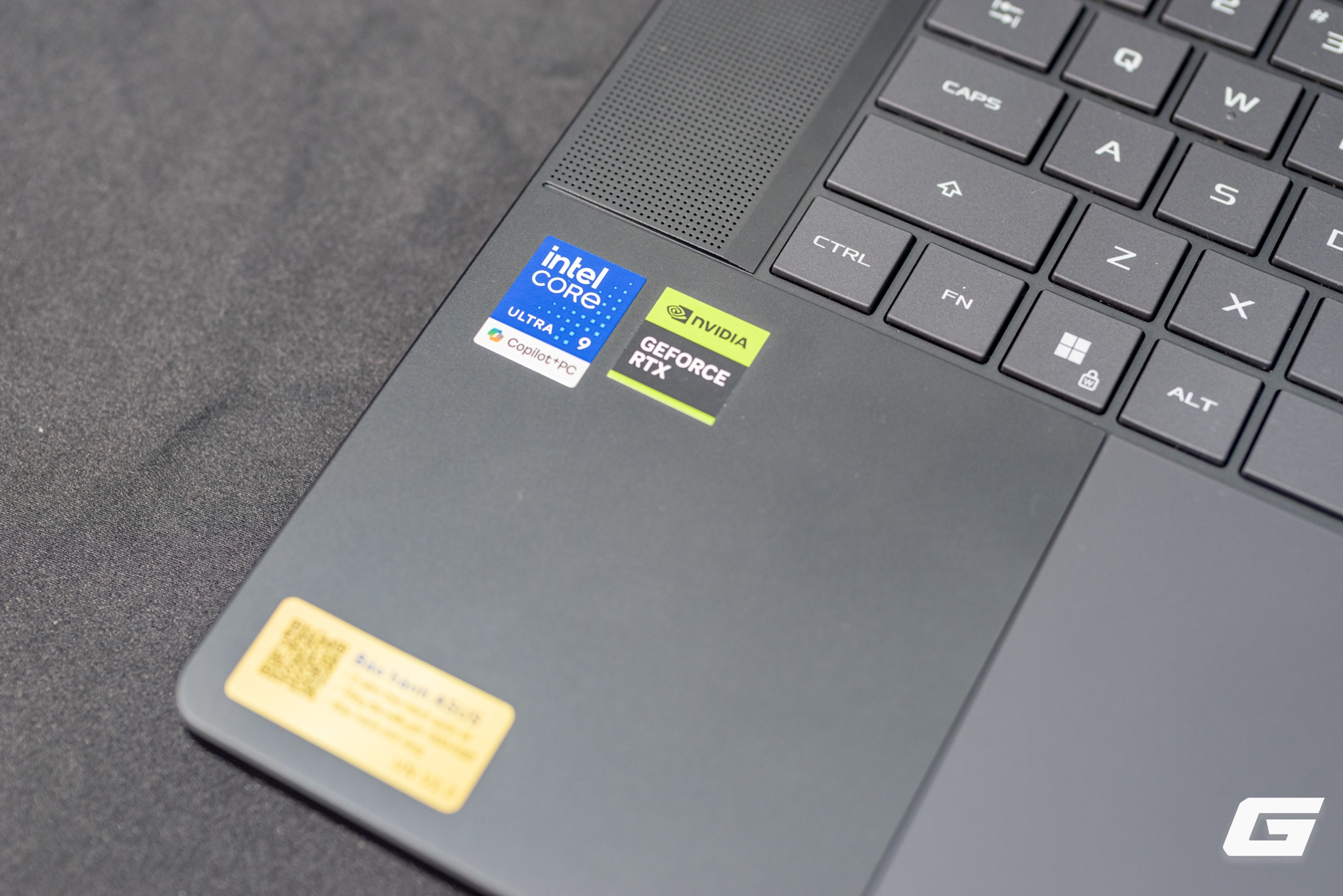  Laptop gaming màn hình kép thì có gì đặc biệt - Ảnh 12.