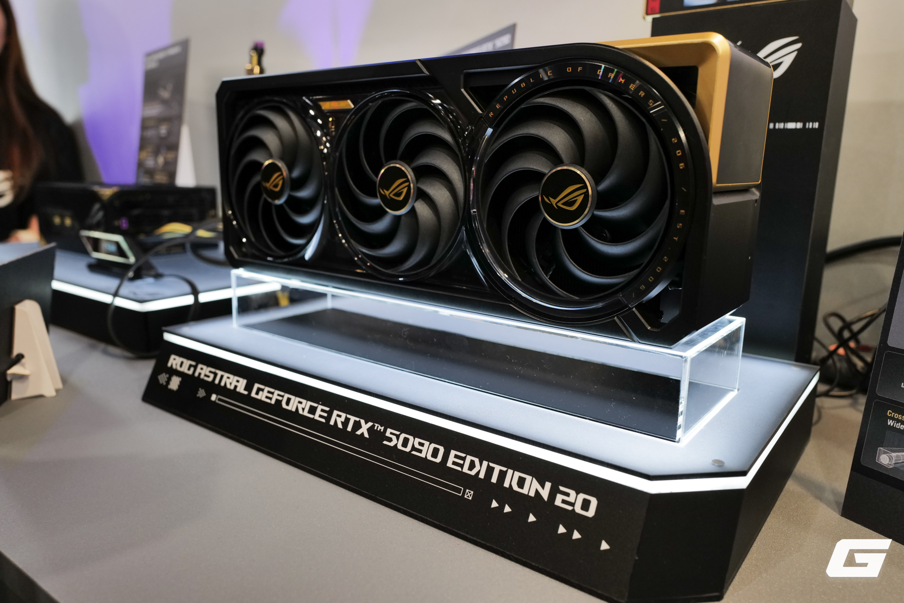 Cận cảnh bộ sưu tập Edition 20 tuyệt đẹp tại Computex 2026 nh&acirc;n cột mốc 20 năm thương hiệu ROG - Ảnh 5.