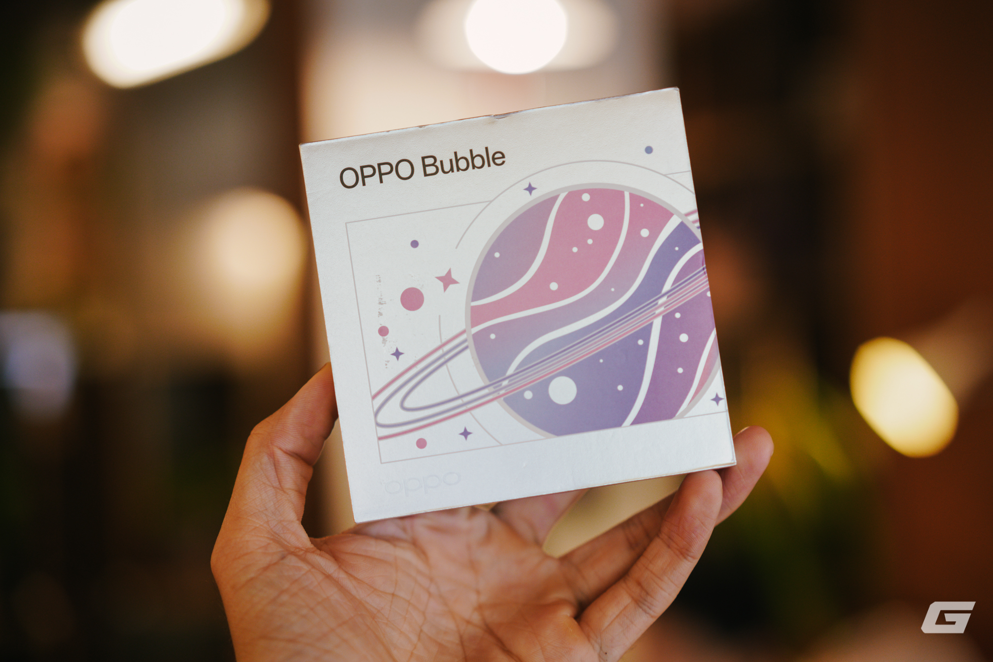 M&oacute;n phụ kiện độc đ&aacute;o của OPPO khiến hội chị em 'nghiện selfie' th&iacute;ch m&ecirc;- Ảnh 1.