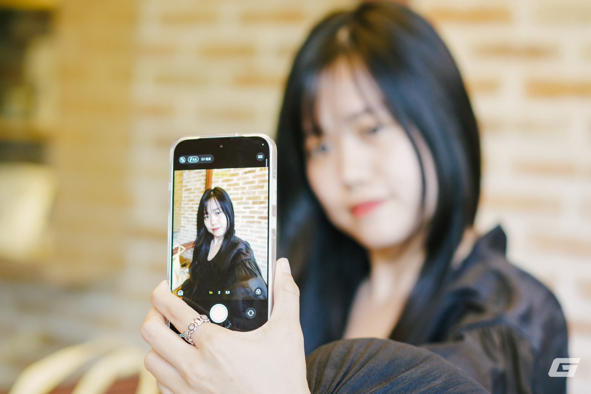 M&oacute;n phụ kiện độc đ&aacute;o của OPPO khiến hội chị em 'nghiện selfie' th&iacute;ch m&ecirc;- Ảnh 11.