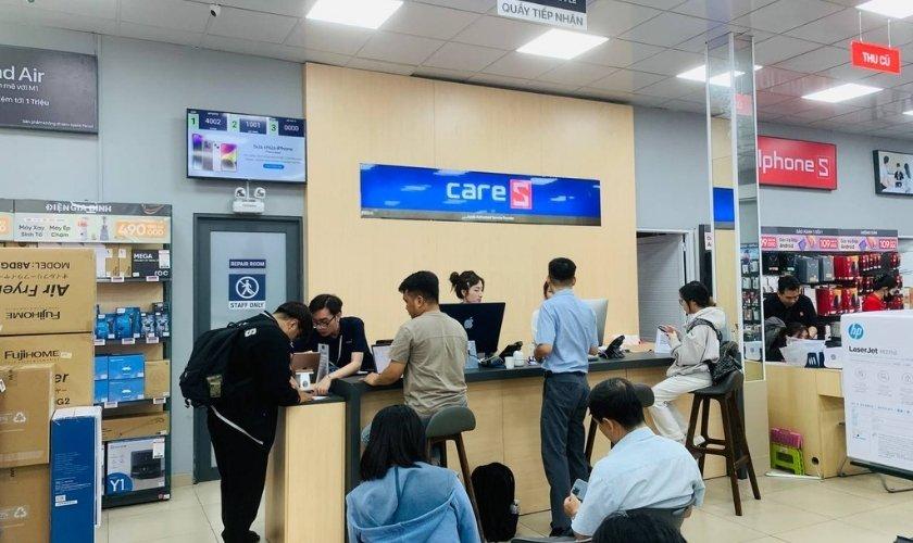 Địa chỉ thay màn hình iPhone chính hãng uy tín hiện nay - Ảnh 3. Địa chỉ thay màn hình iPhone chính hãng uy tín hiện nay - Ảnh 3.
